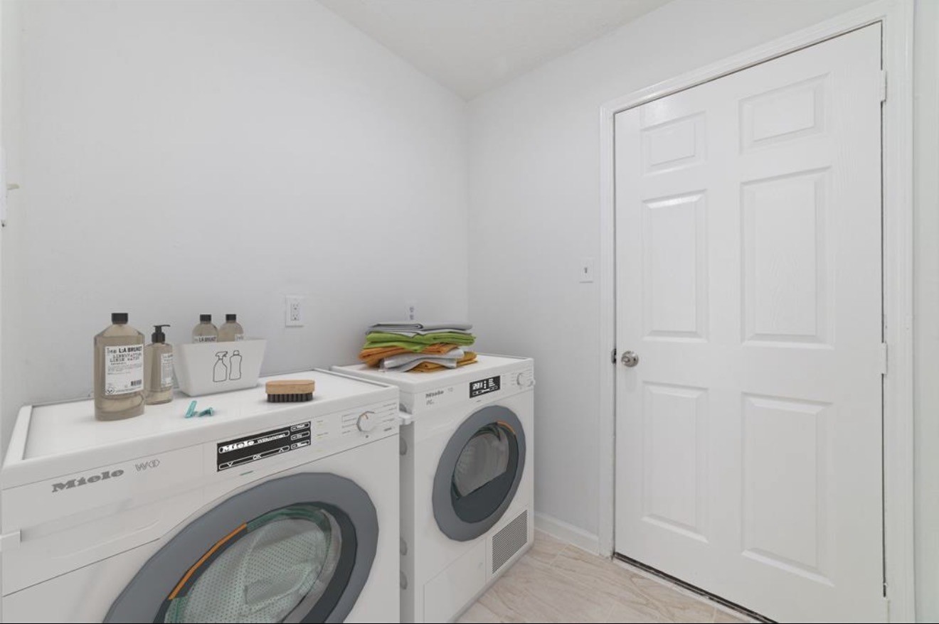 12207 Pompano Lane Property Photo 17