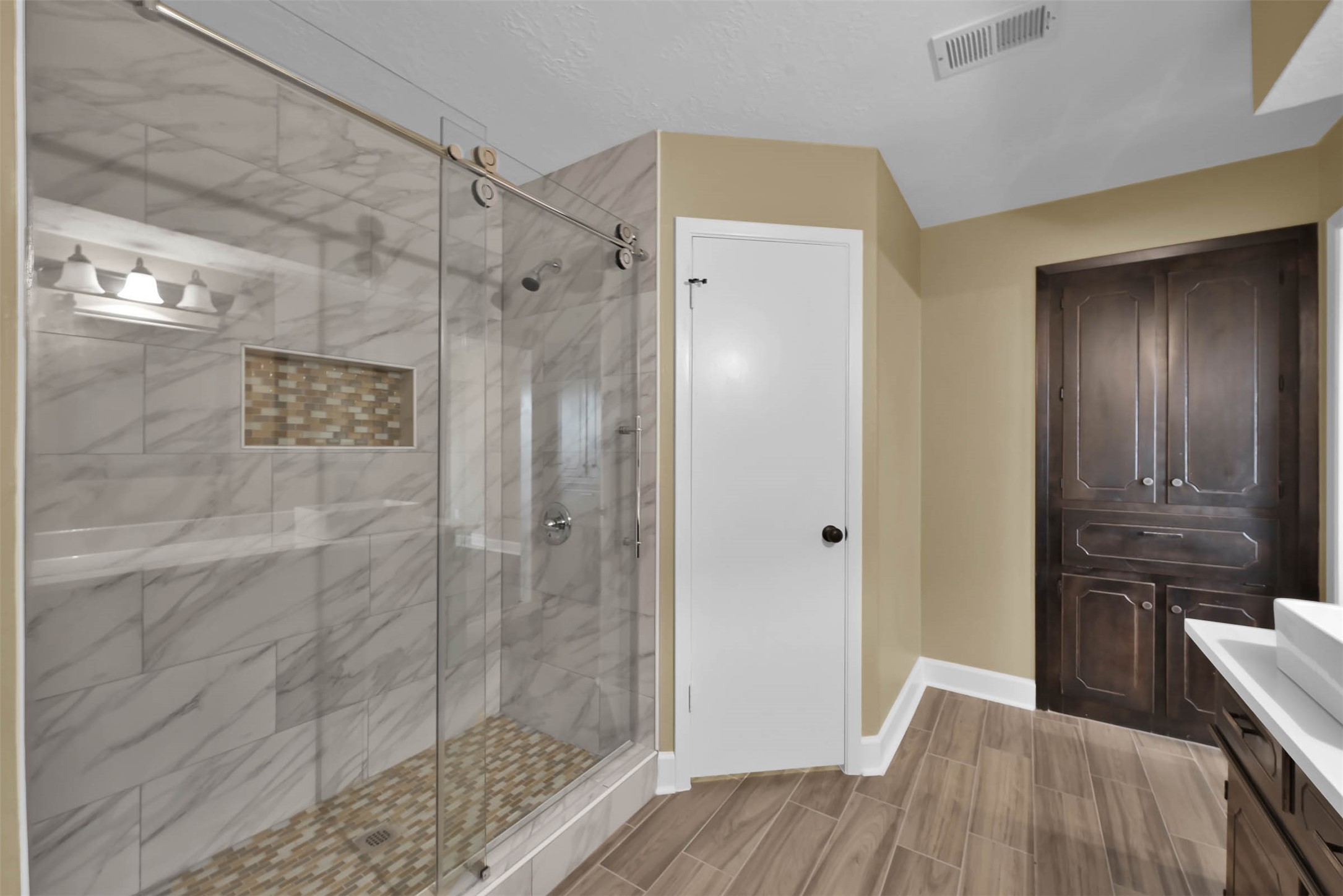 29103 Raestone Street Property Photo 10