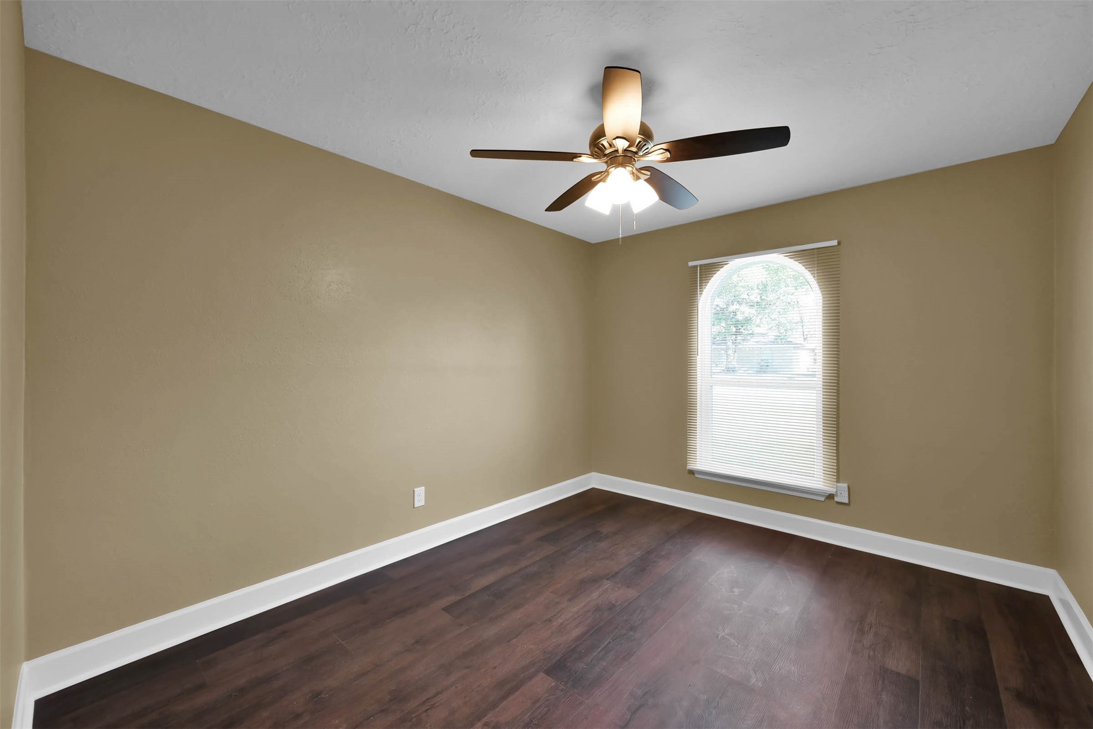 29103 Raestone Street Property Photo 14