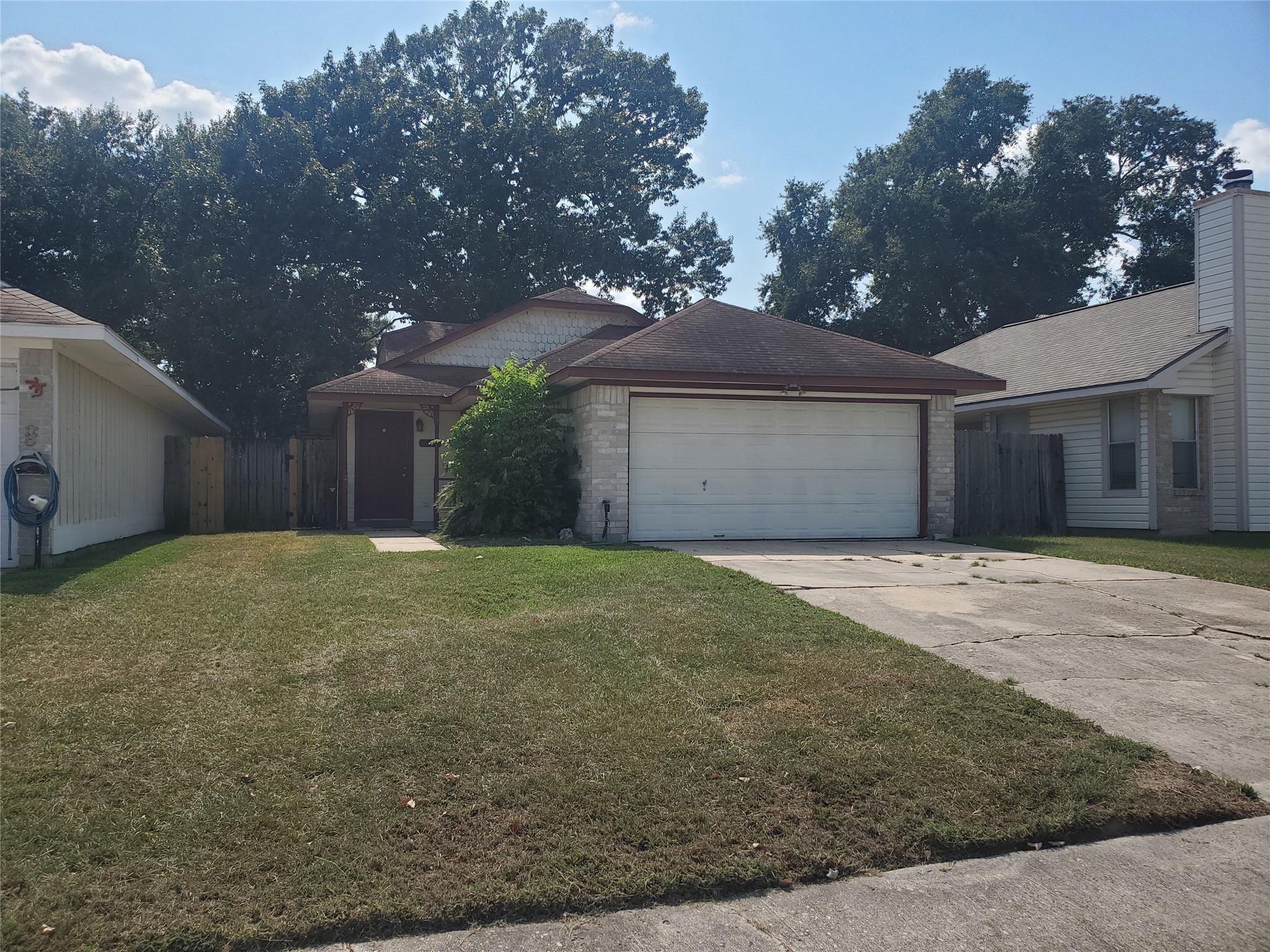 23211 Pebworth Place Property Photo 1
