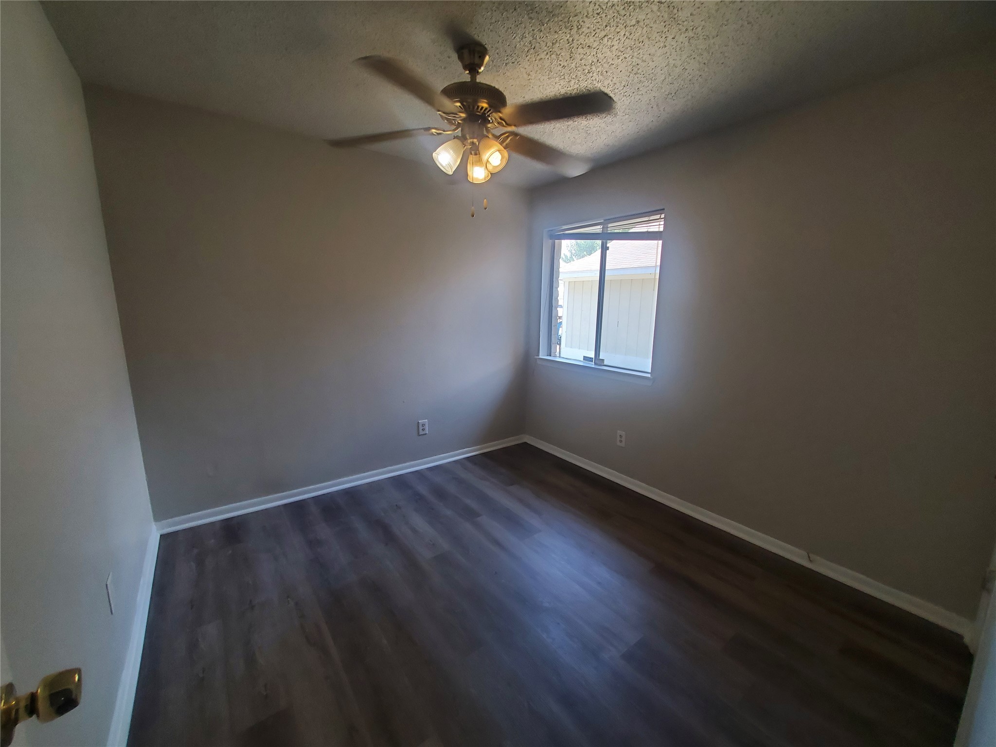 23211 Pebworth Place Property Photo 5