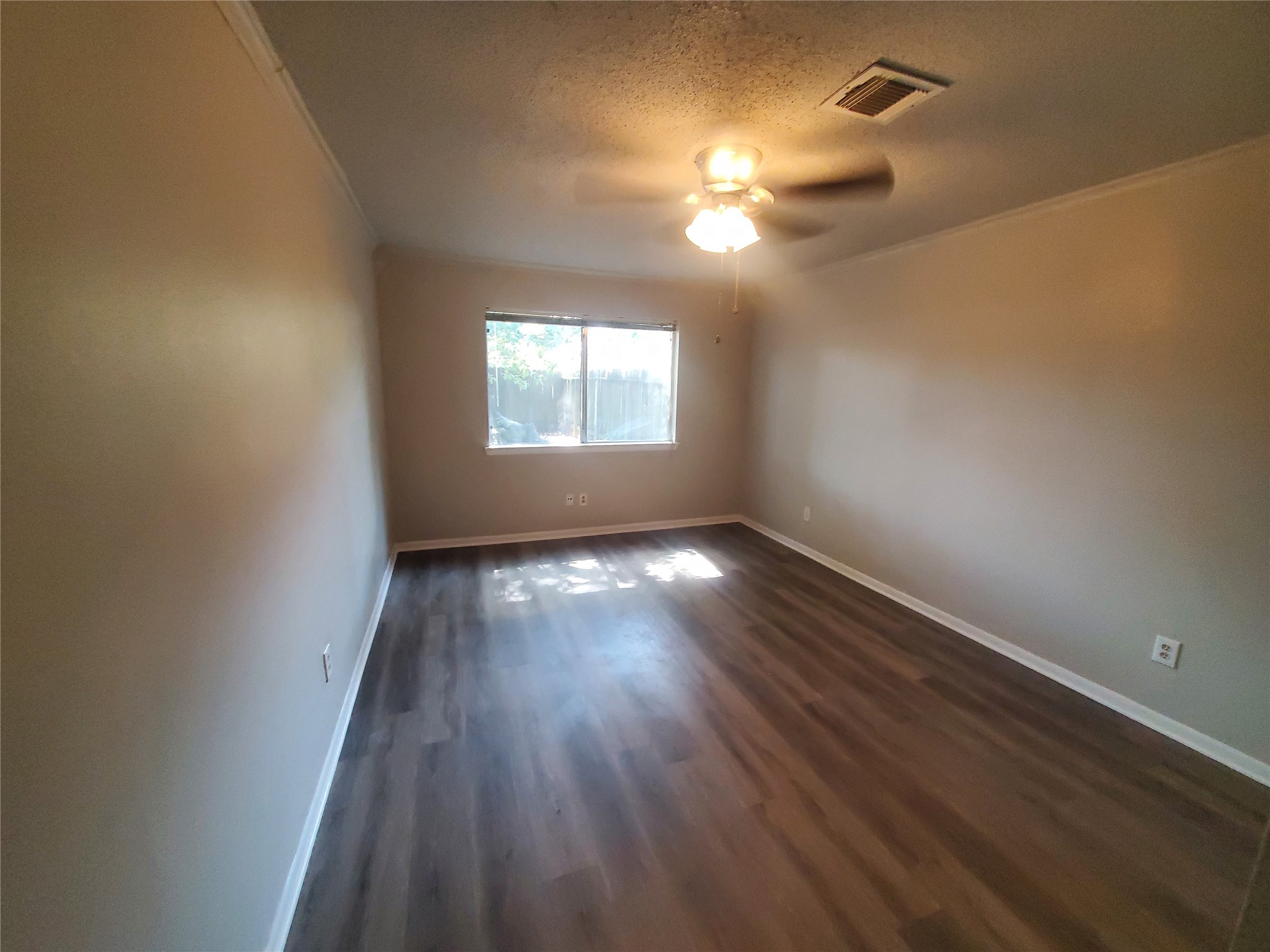 23211 Pebworth Place Property Photo 7