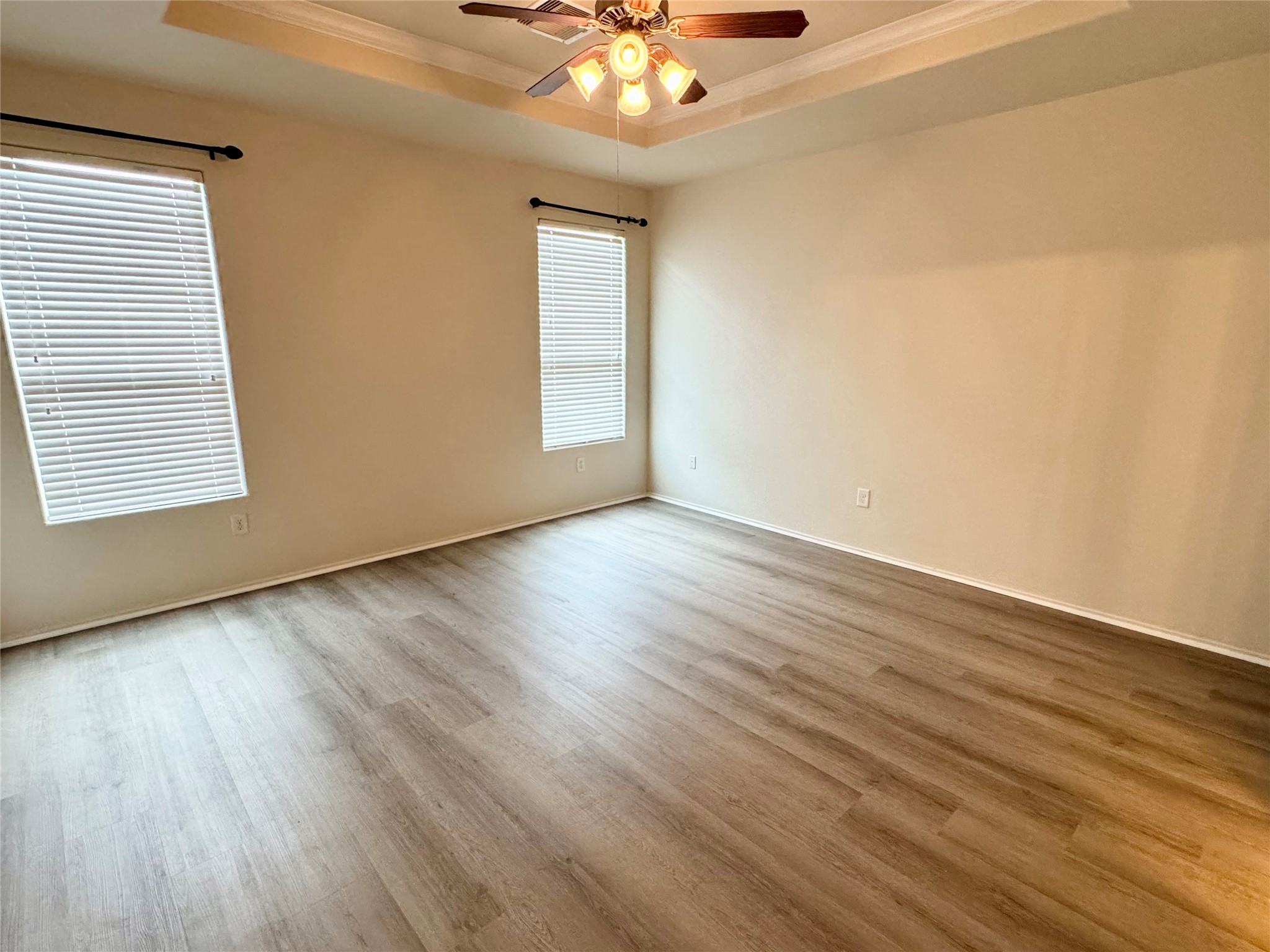 1331 S Maple Drive Property Photo 14
