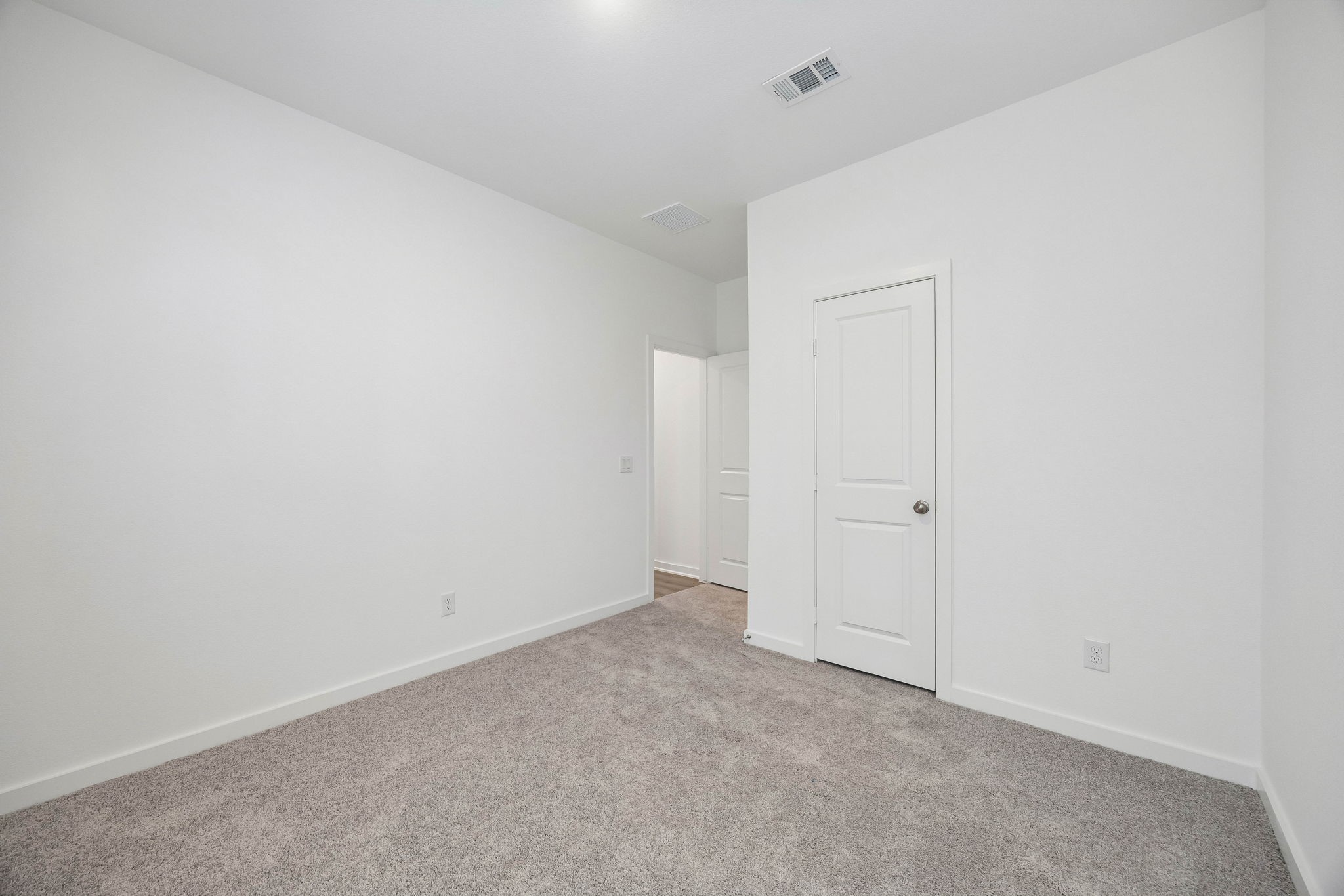 6927 Brilliance Drive Property Photo 26
