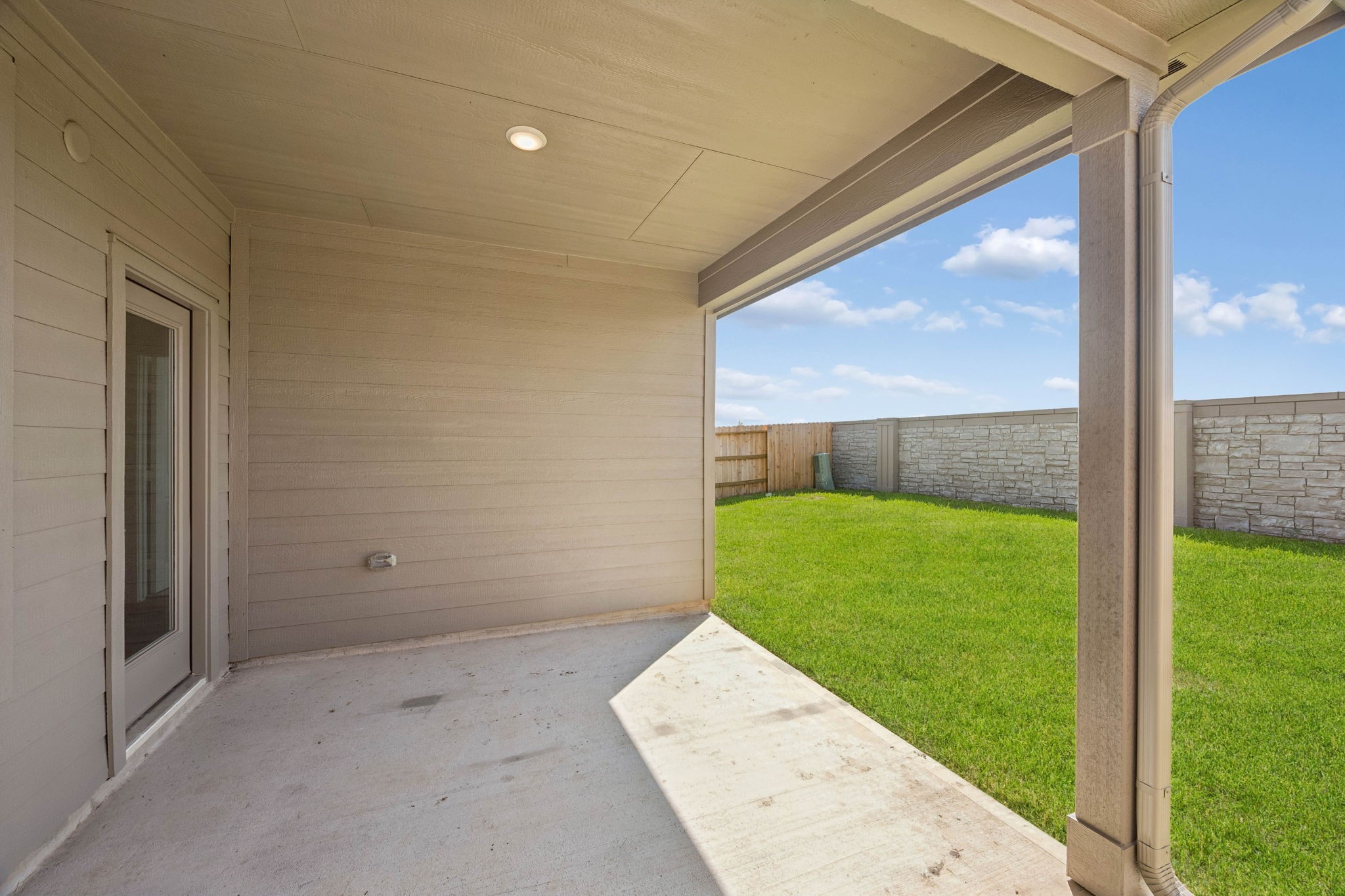 6927 Brilliance Drive Property Photo 31