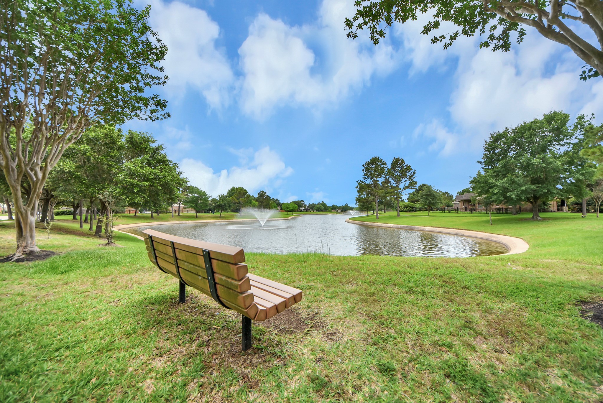 17714 Lakes Of Pine Forest Drive Property Photo 39
