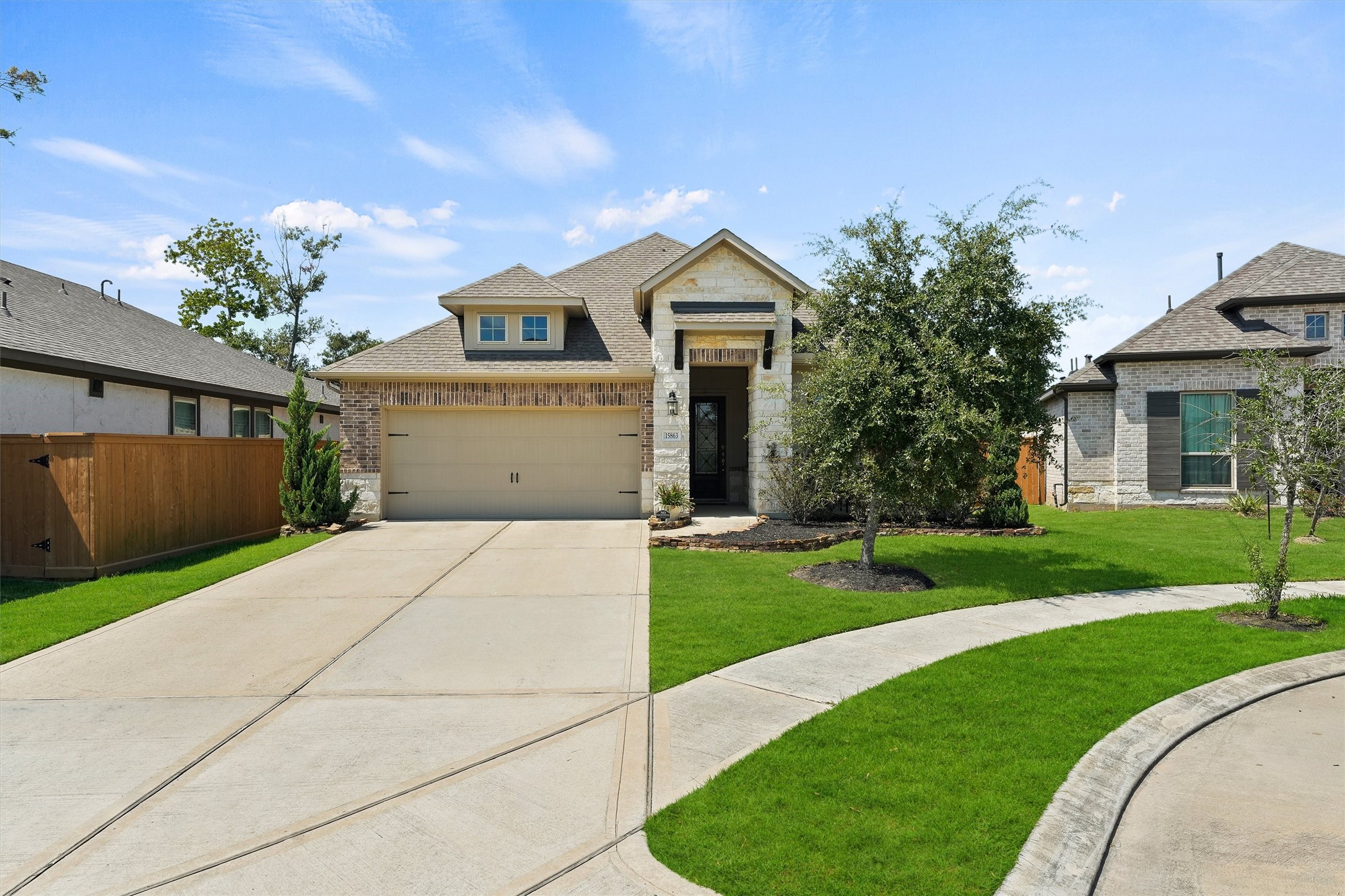 15863 Mckinley Green Drive Property Photo 1