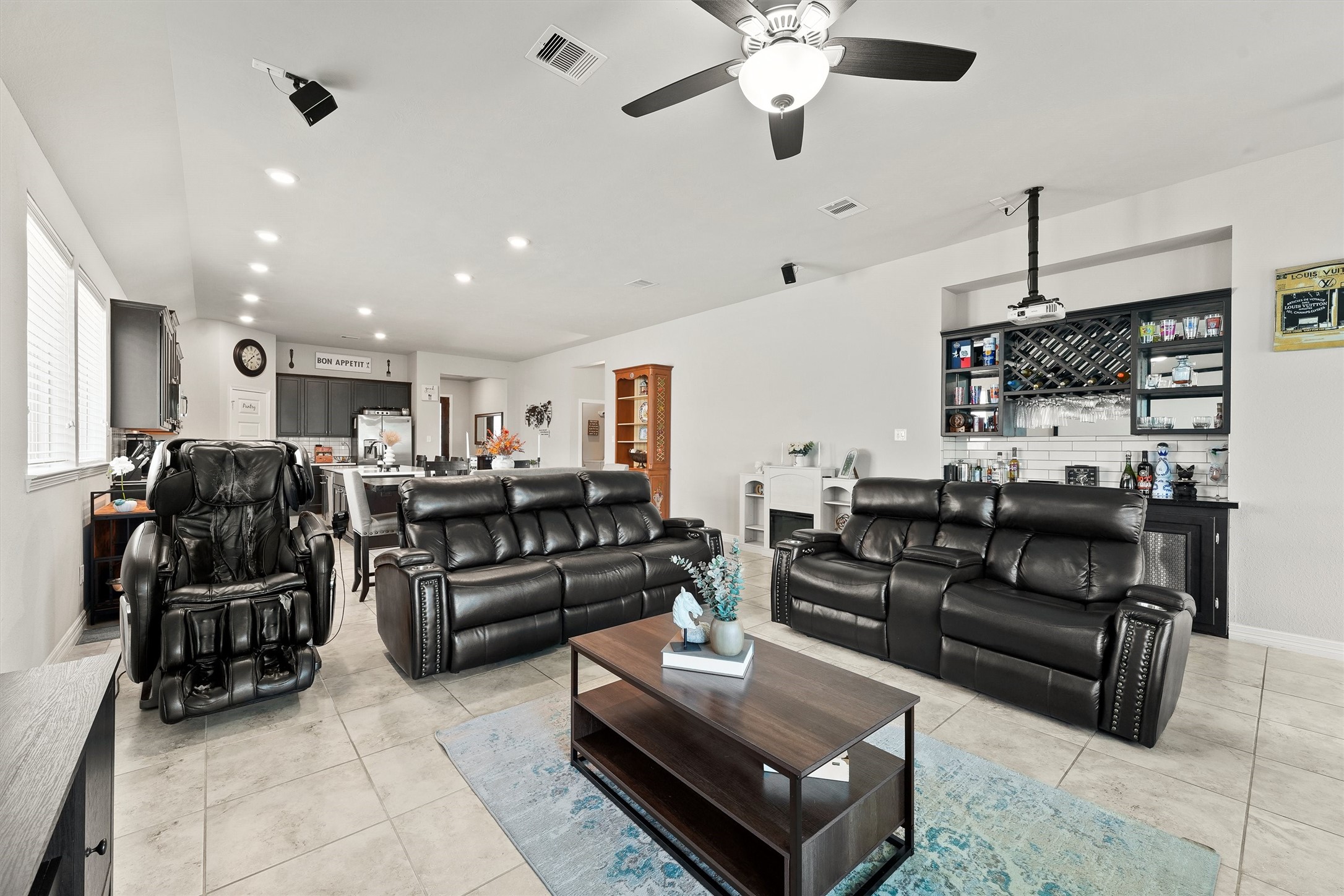 15863 Mckinley Green Drive Property Photo 10