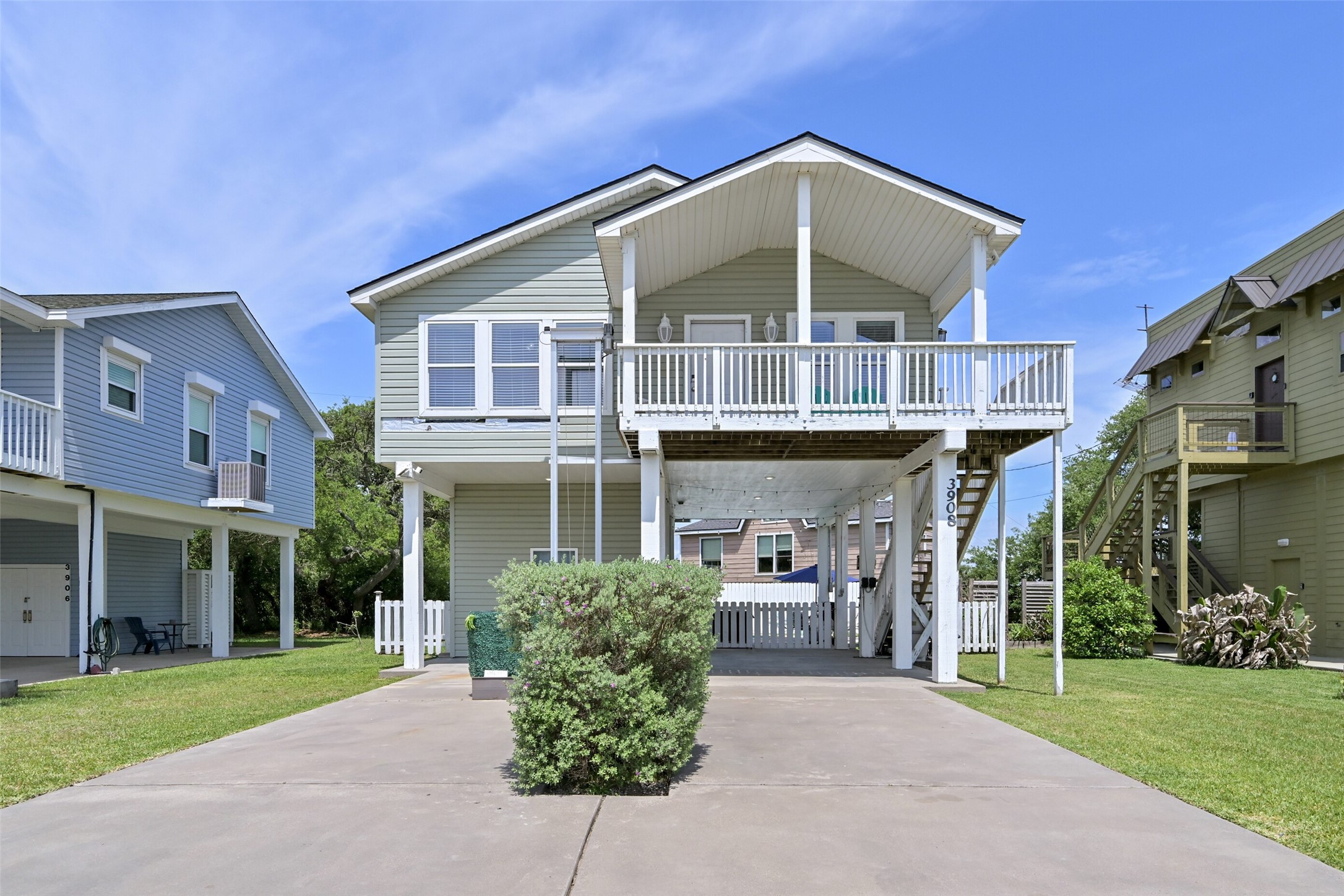 3908 Pirates Beach Circle Property Photo