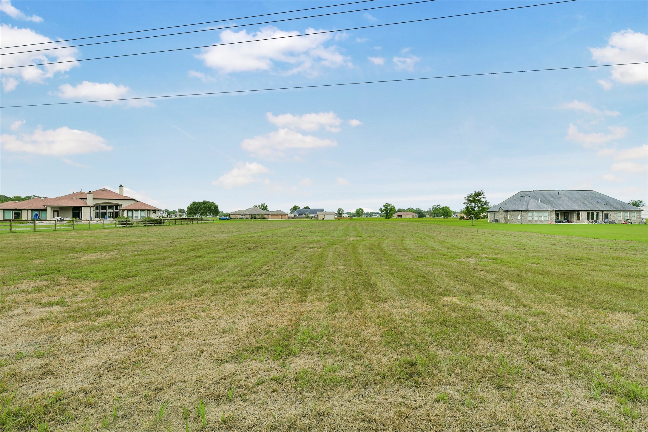 16614 Hamill Drive Property Photo 15