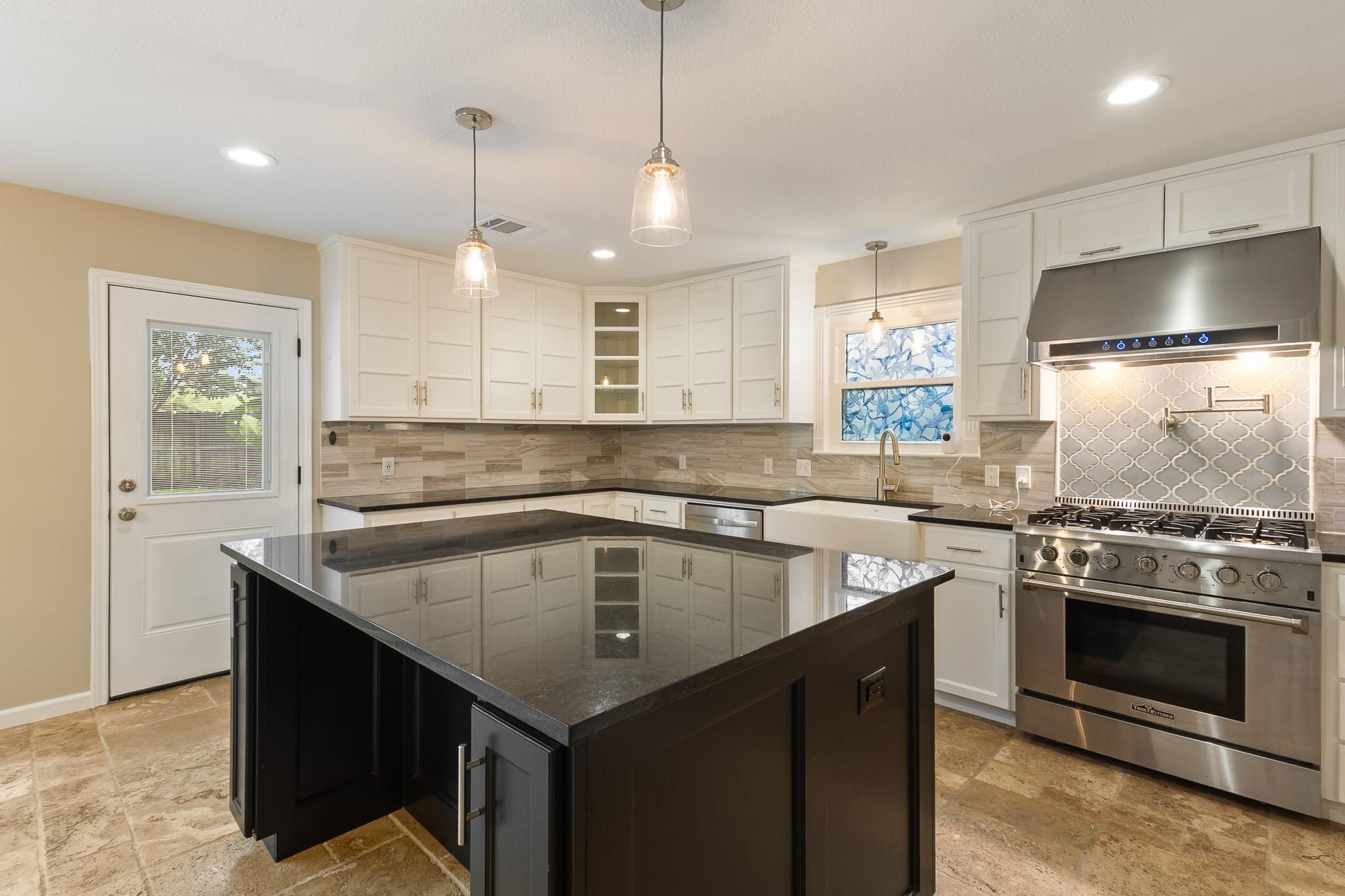 6322 Gardenspring Brook Lane Property Photo 8