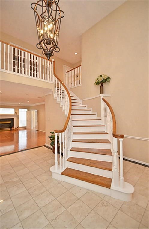 4407 April Meadow Way Property Photo 6