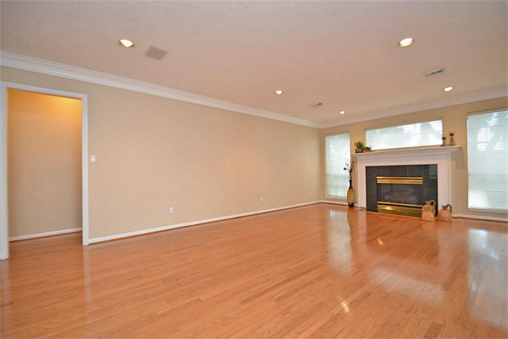 4407 April Meadow Way Property Photo 8