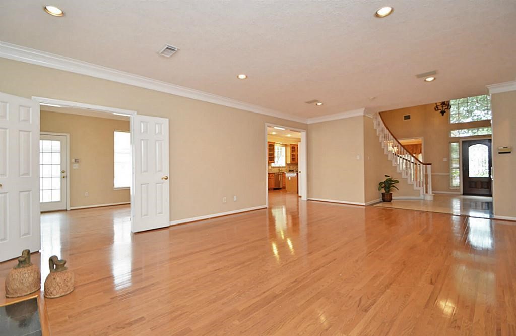 4407 April Meadow Way Property Photo 9