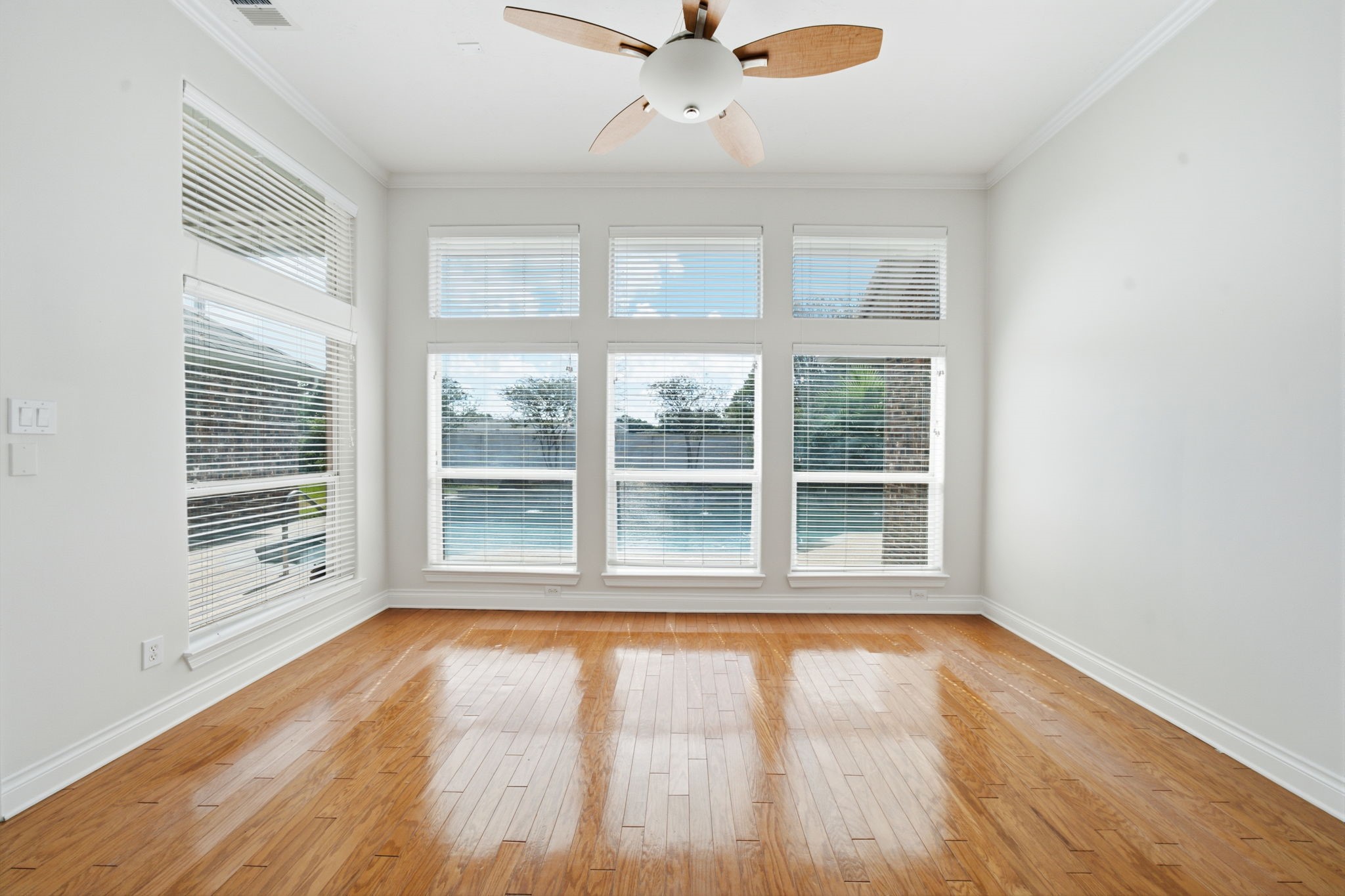 1227 Wellshire Drive Property Photo 14