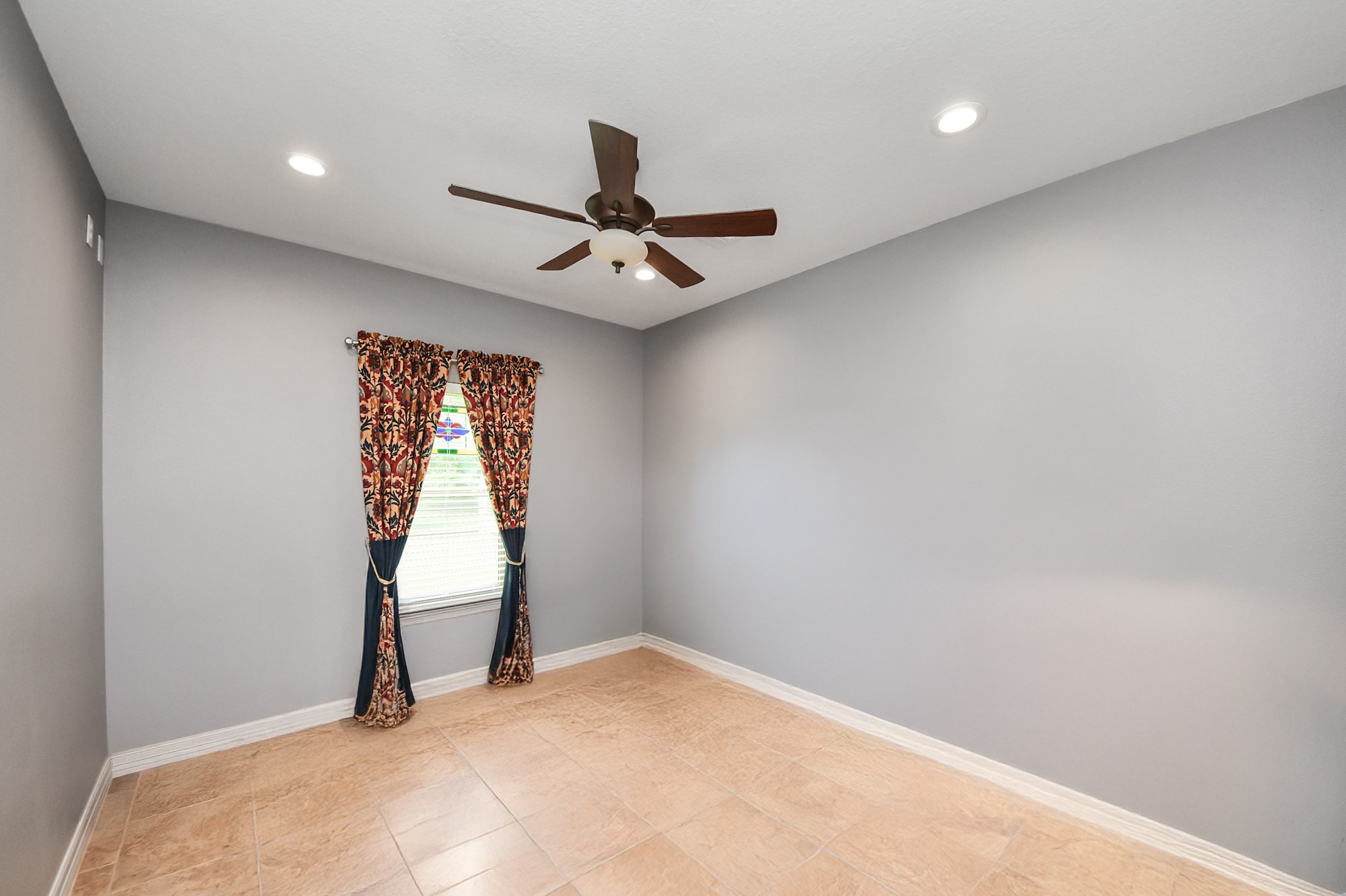 2685 Fm 1409 Property Photo 23