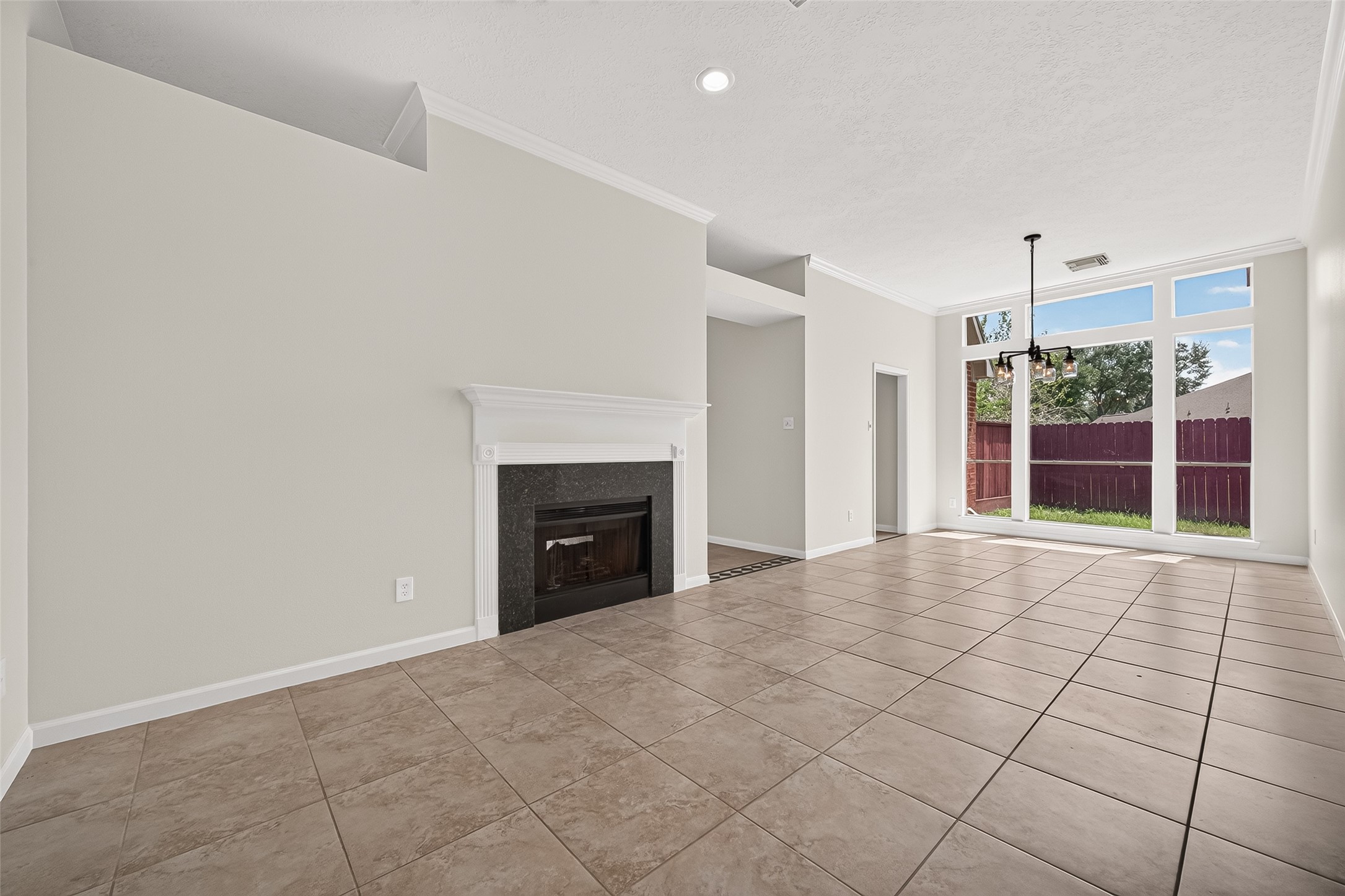 15418 Park Glen Drive Property Photo 6