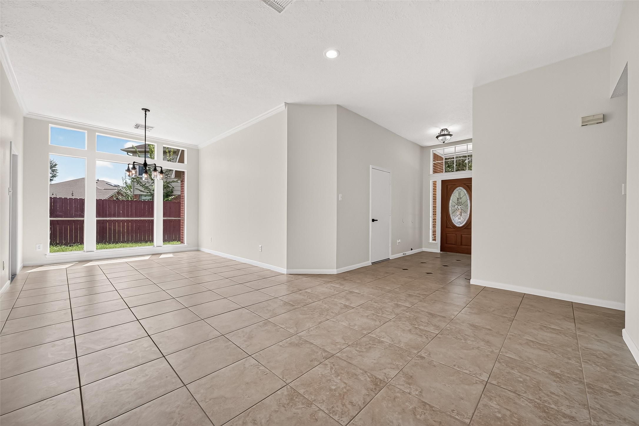 15418 Park Glen Drive Property Photo 7