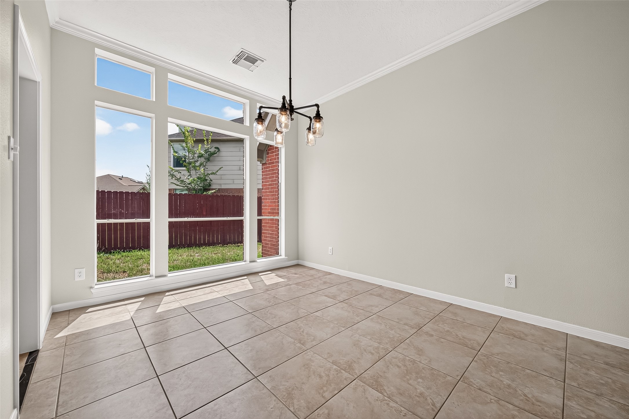 15418 Park Glen Drive Property Photo 11