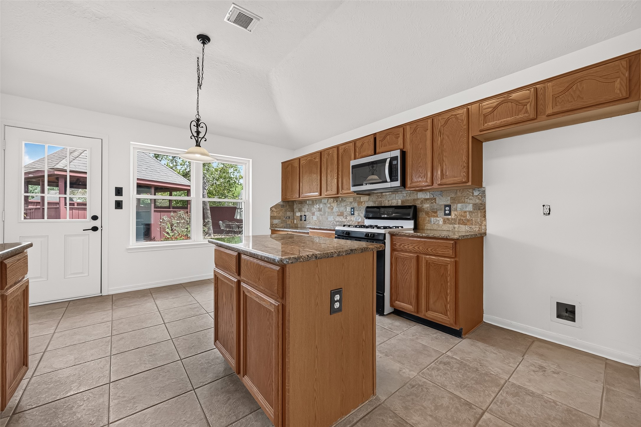 15418 Park Glen Drive Property Photo 18