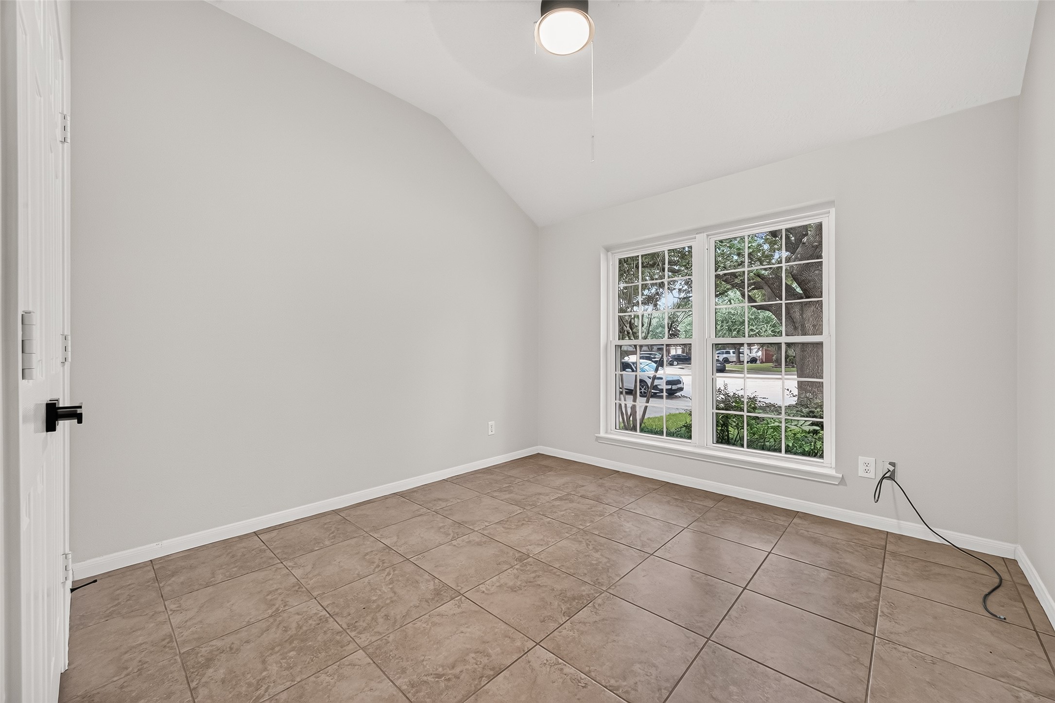 15418 Park Glen Drive Property Photo 31