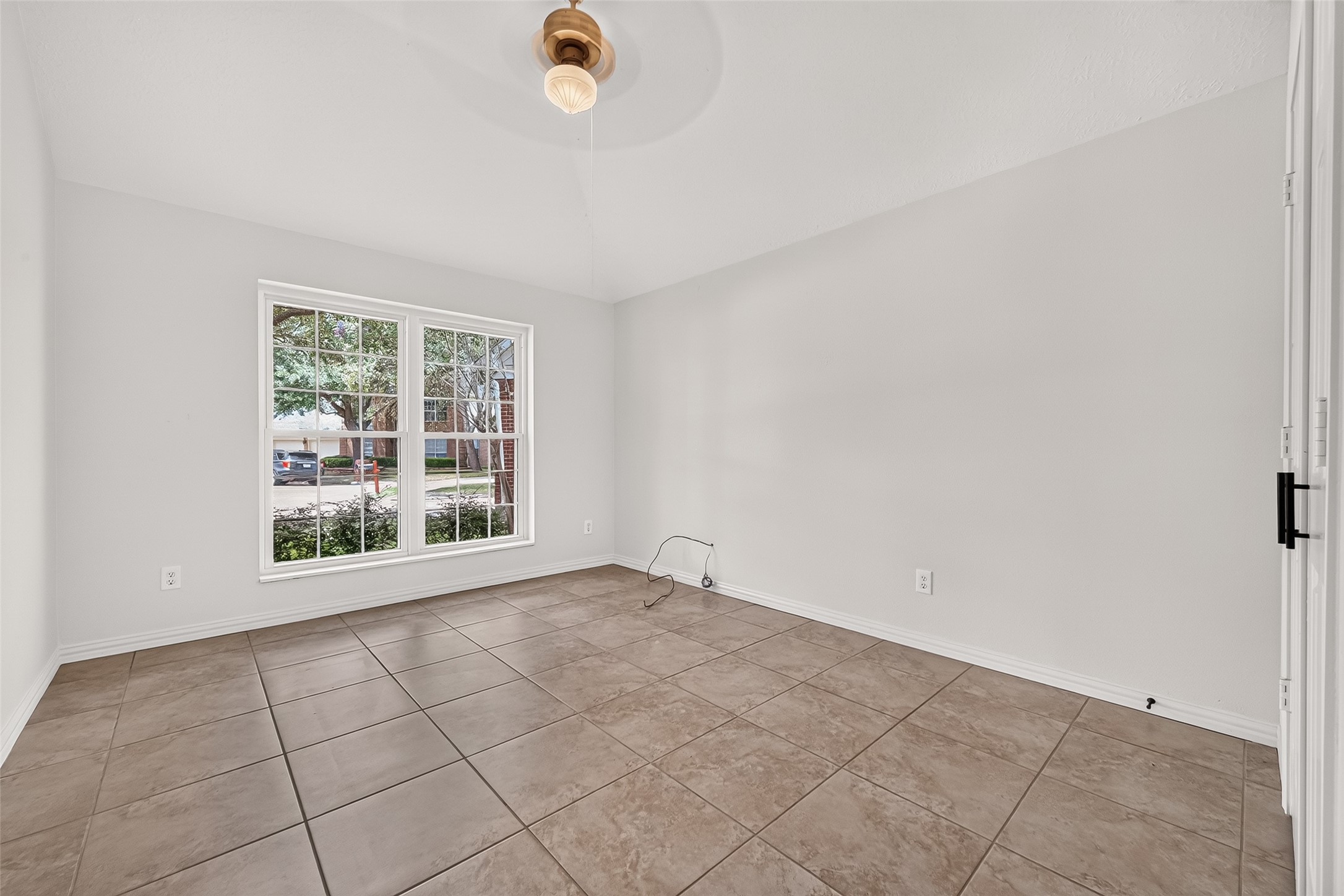 15418 Park Glen Drive Property Photo 33