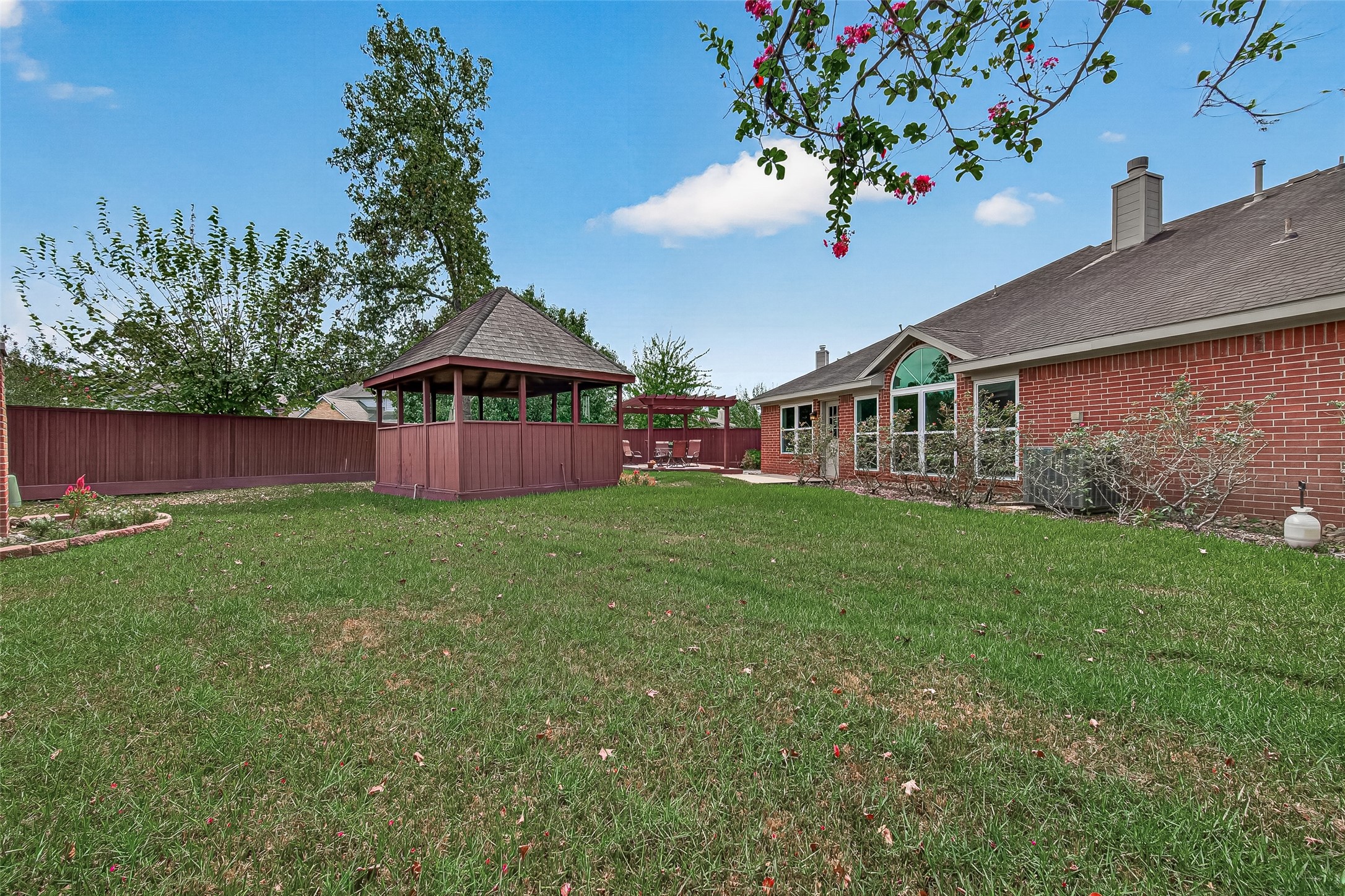 15418 Park Glen Drive Property Photo 38