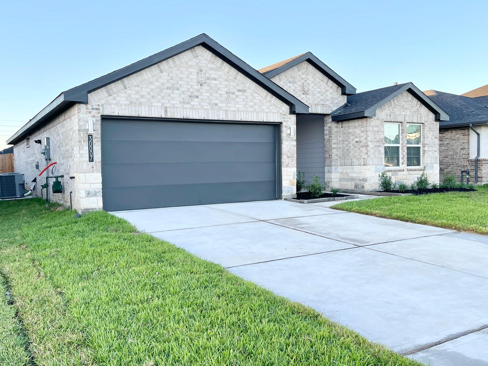30007 Foxtail Pine Court Property Photo 1