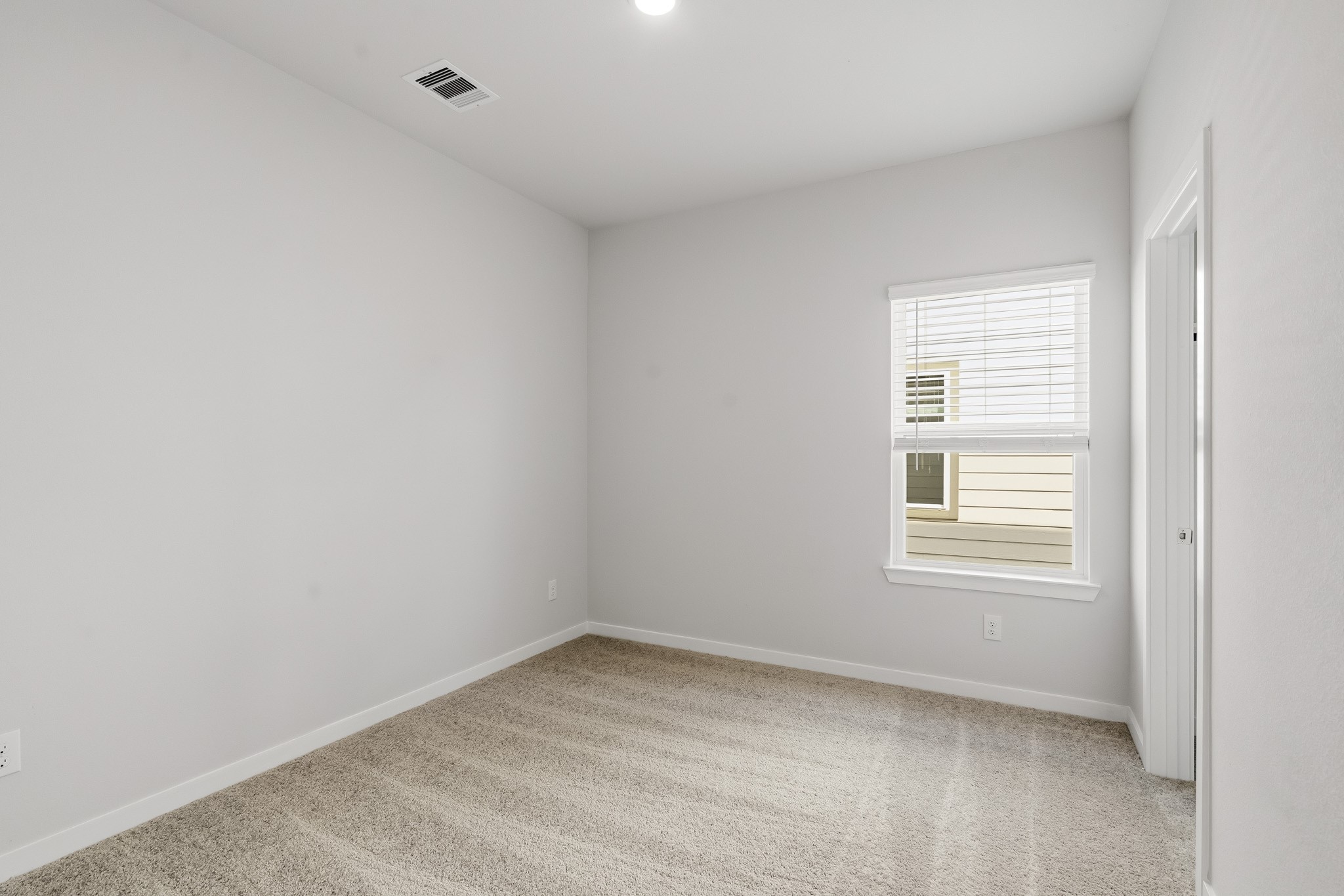4038 Bay Court Property Photo 10