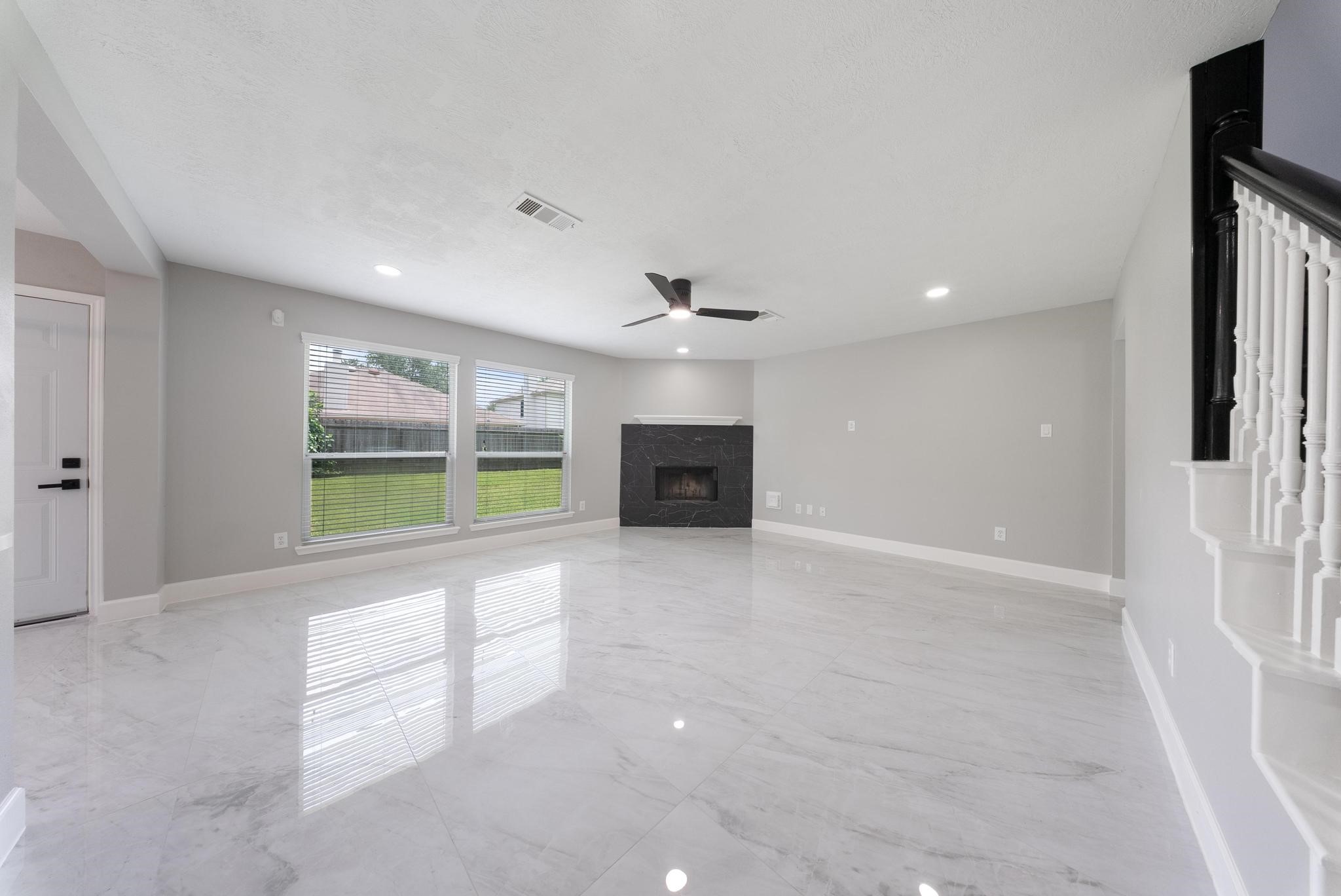 8311 Sierra Hill Court Property Photo 10