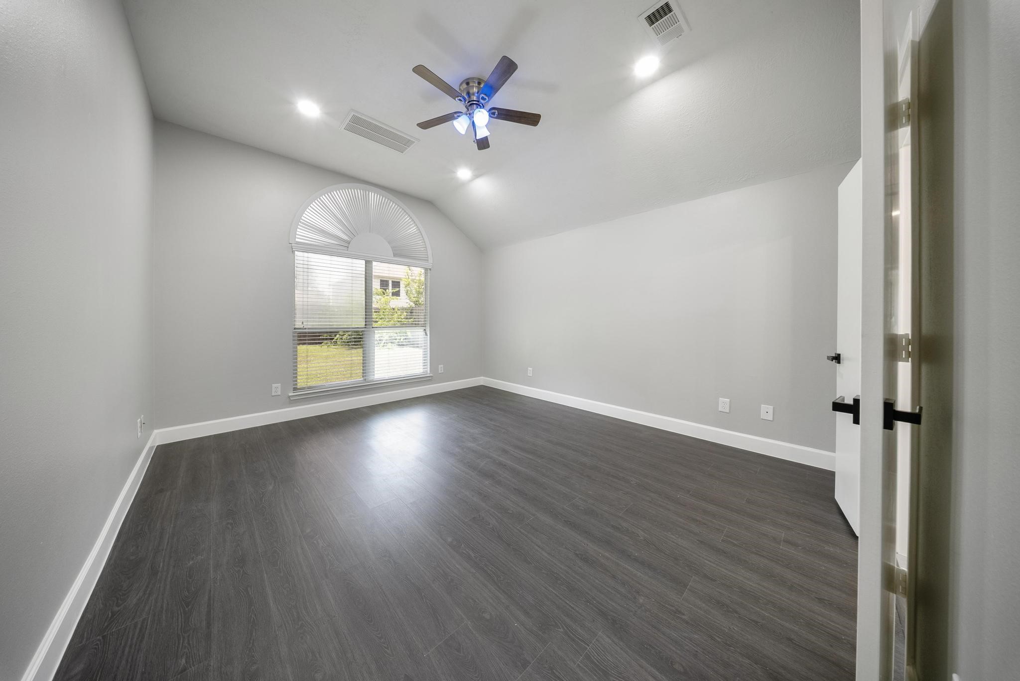 8311 Sierra Hill Court Property Photo 15