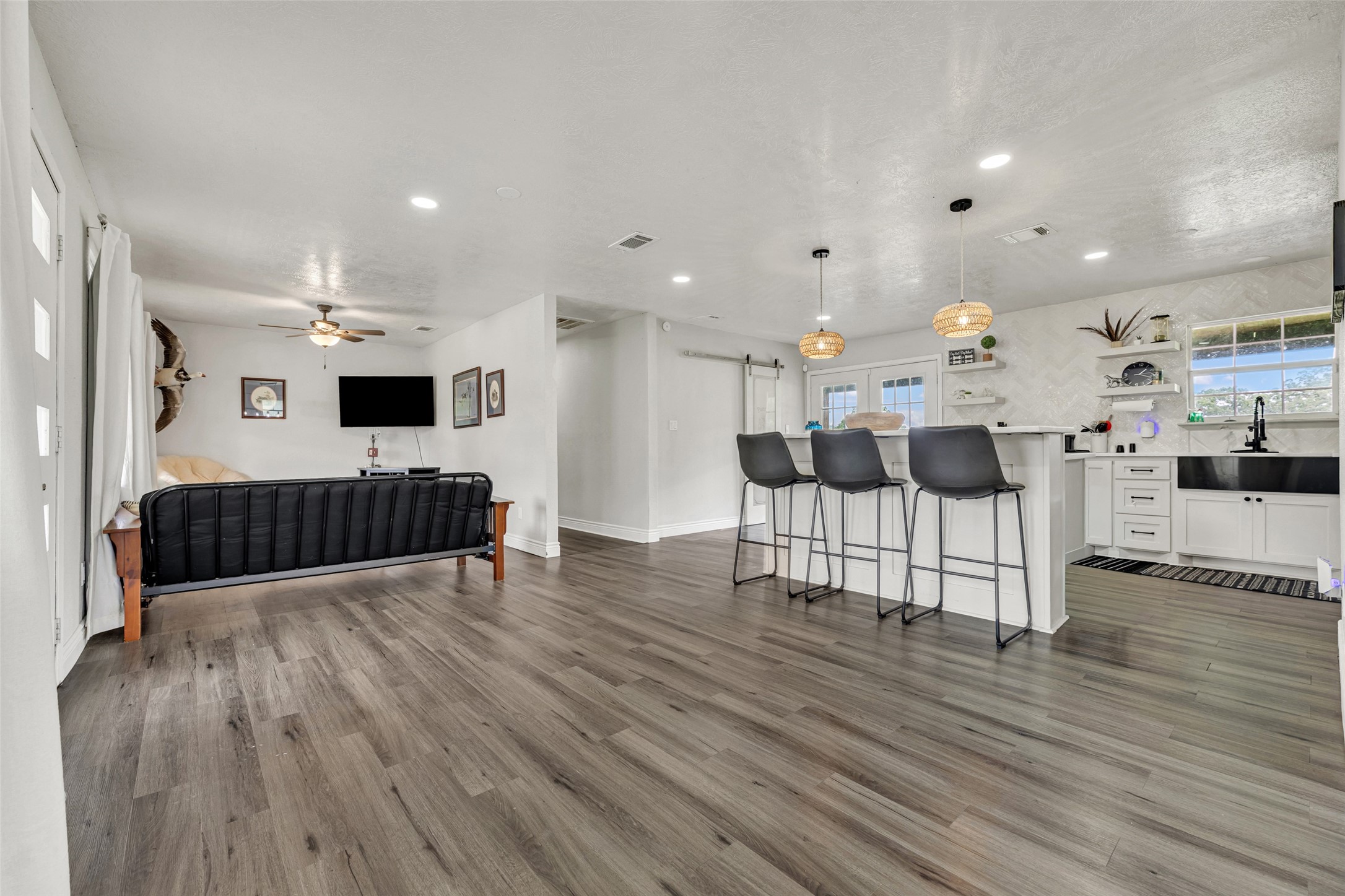3508 Dick Barnes Loop Property Photo 7