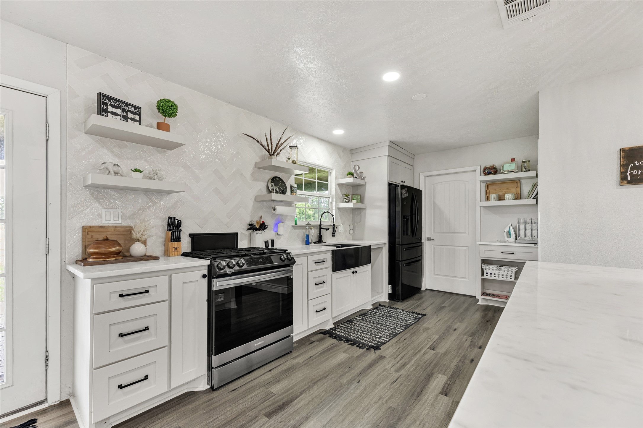 3508 Dick Barnes Loop Property Photo 13