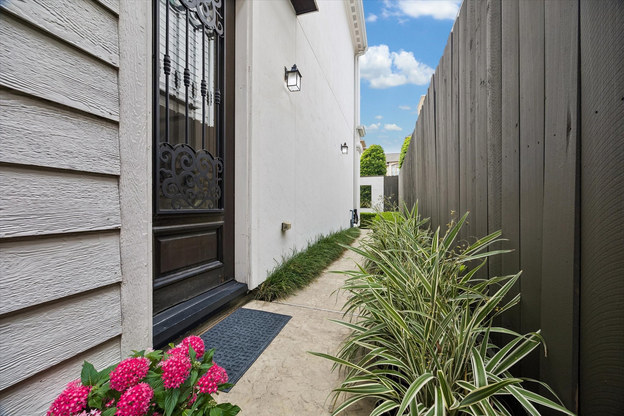 4517 Rose Street Property Photo 4