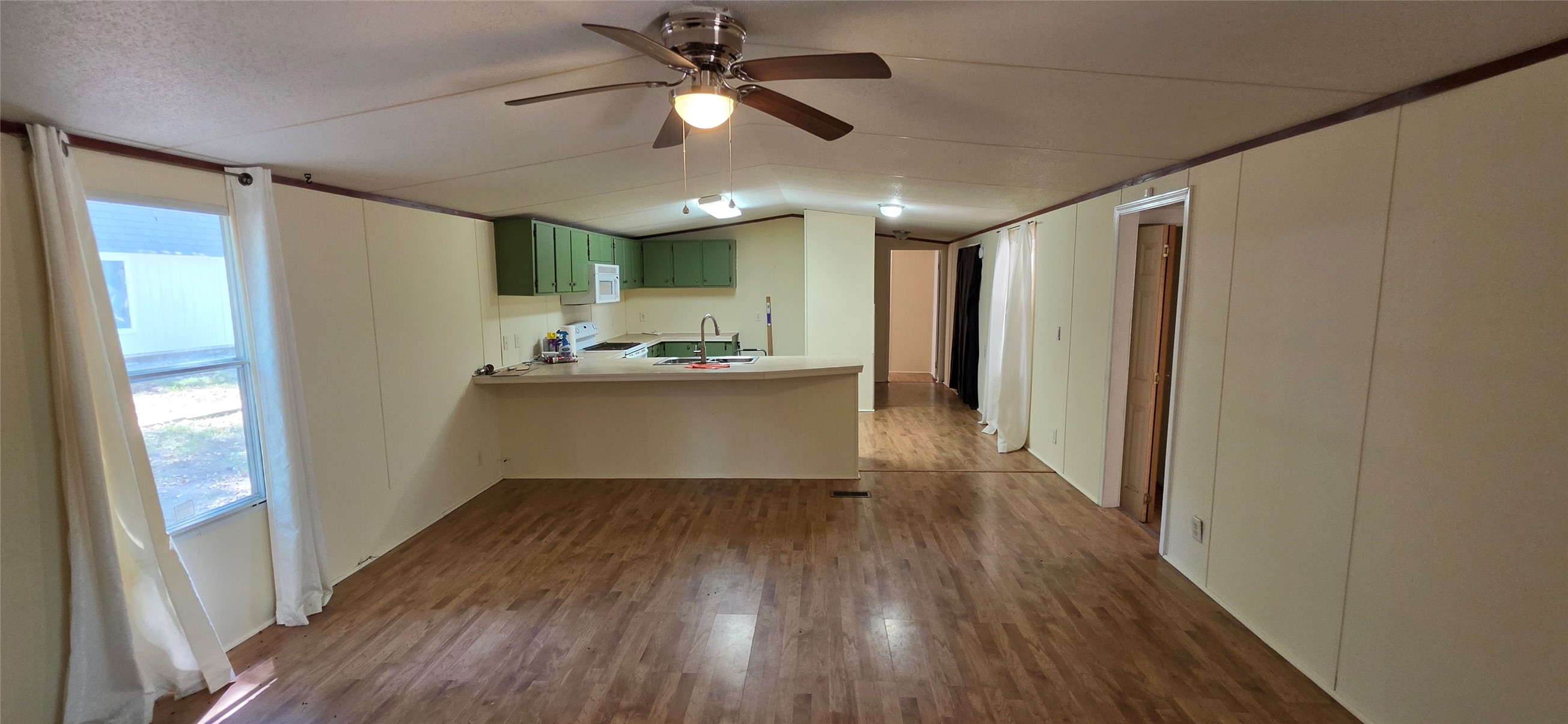 13919 Cecala Drive Property Photo 4