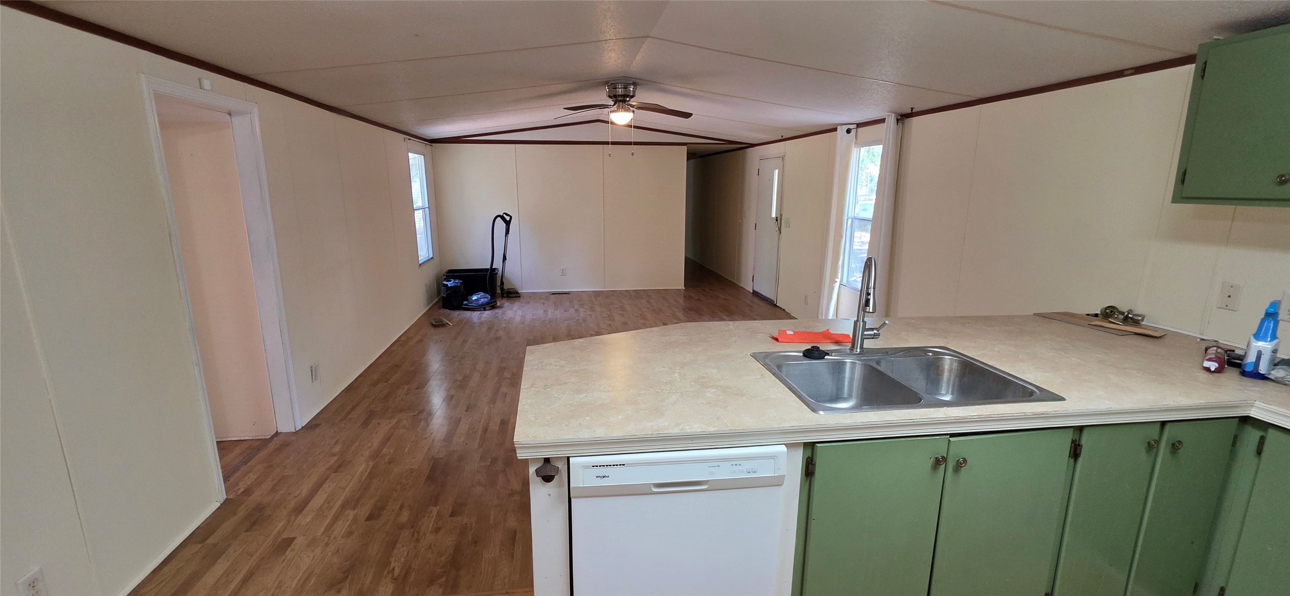13919 Cecala Drive Property Photo 5