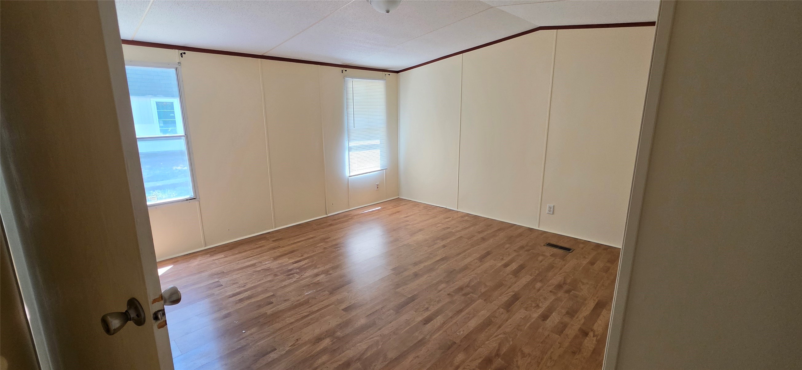 13919 Cecala Drive Property Photo 7