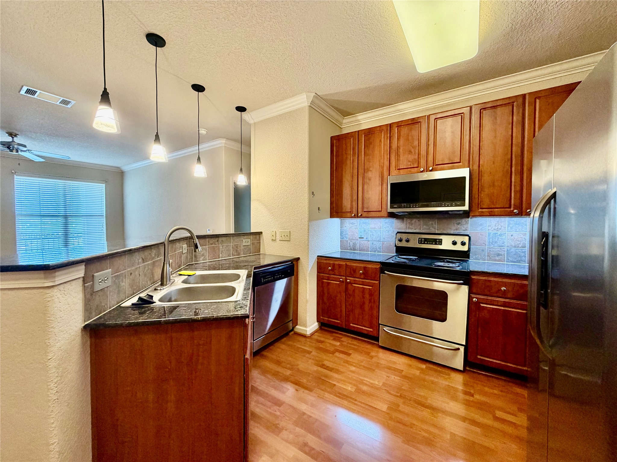 1711 Old Spanish Trail 407 Property Photo 12