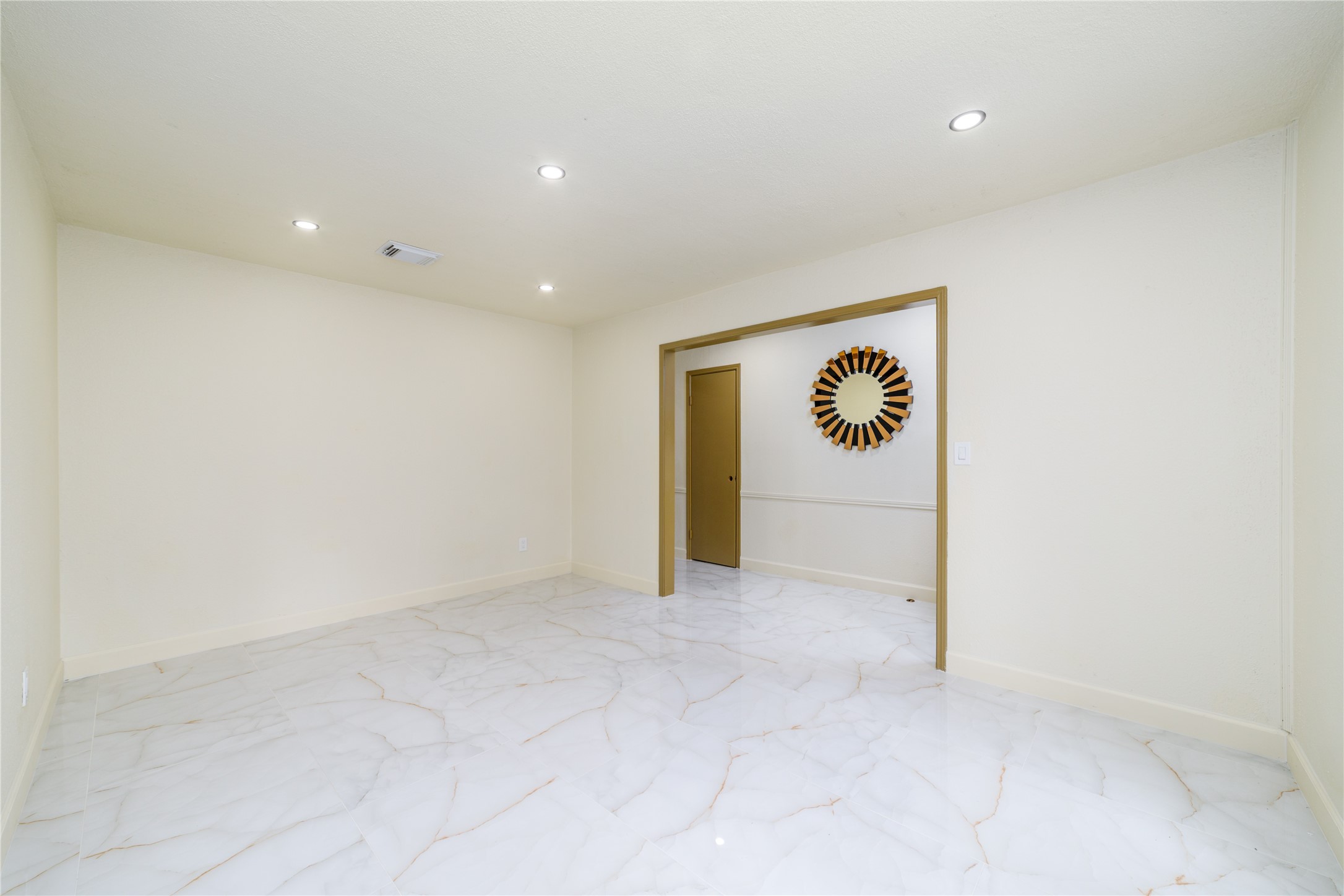 23230 Canyon Lake Drive Property Photo 22