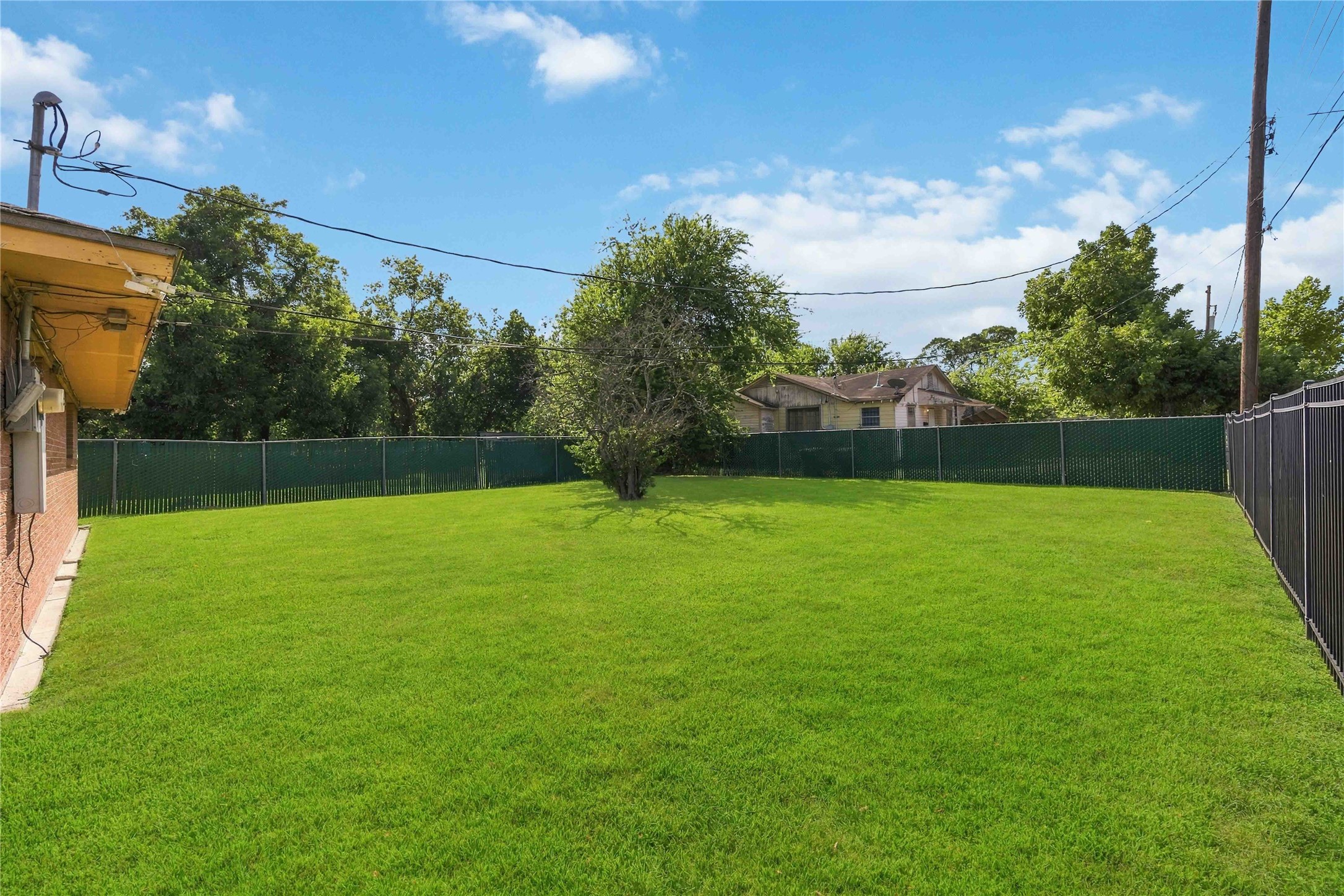 6202 Crane Street Property Photo 21