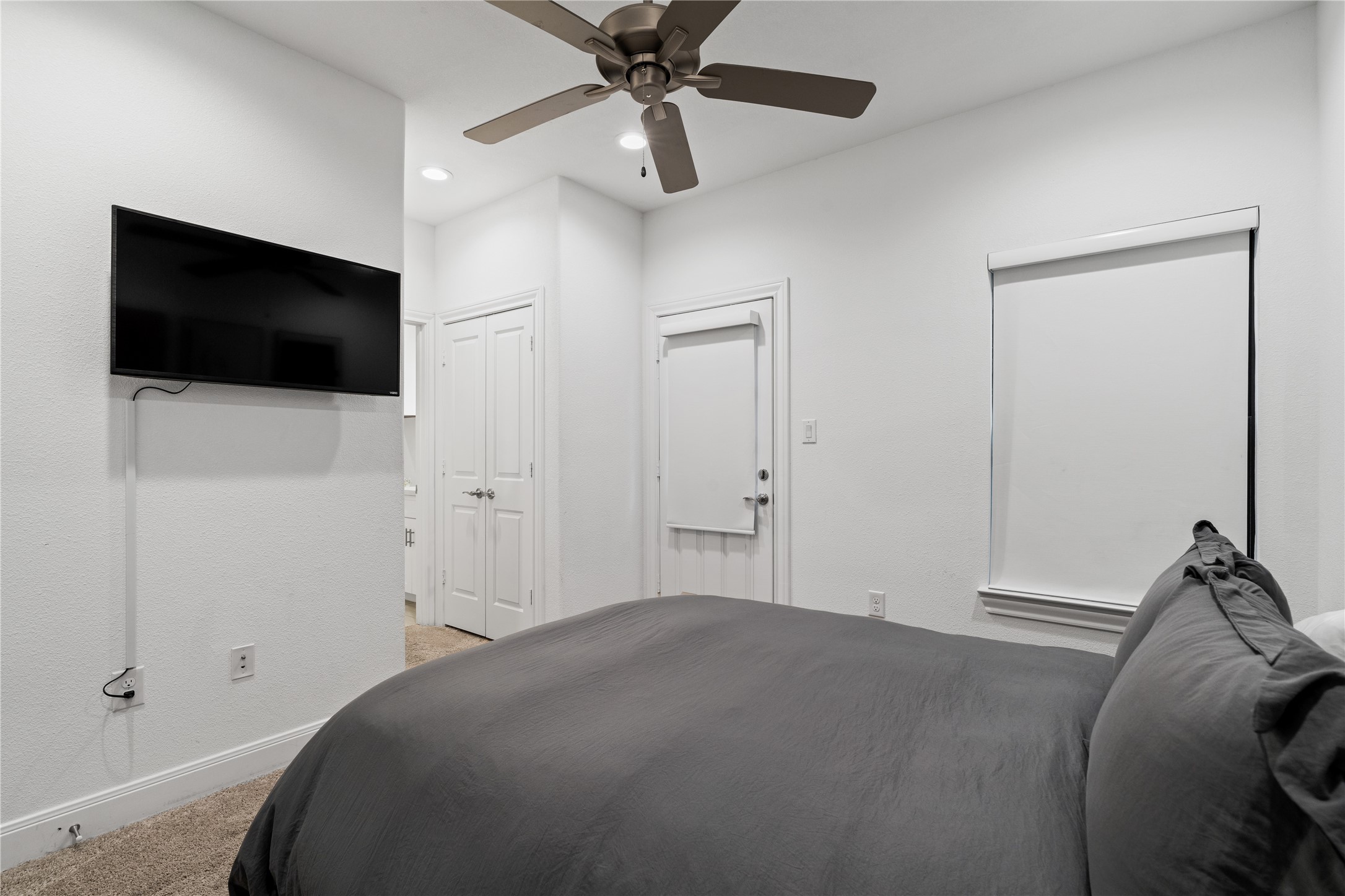 3319 Beverly Forest Drive Property Photo 5