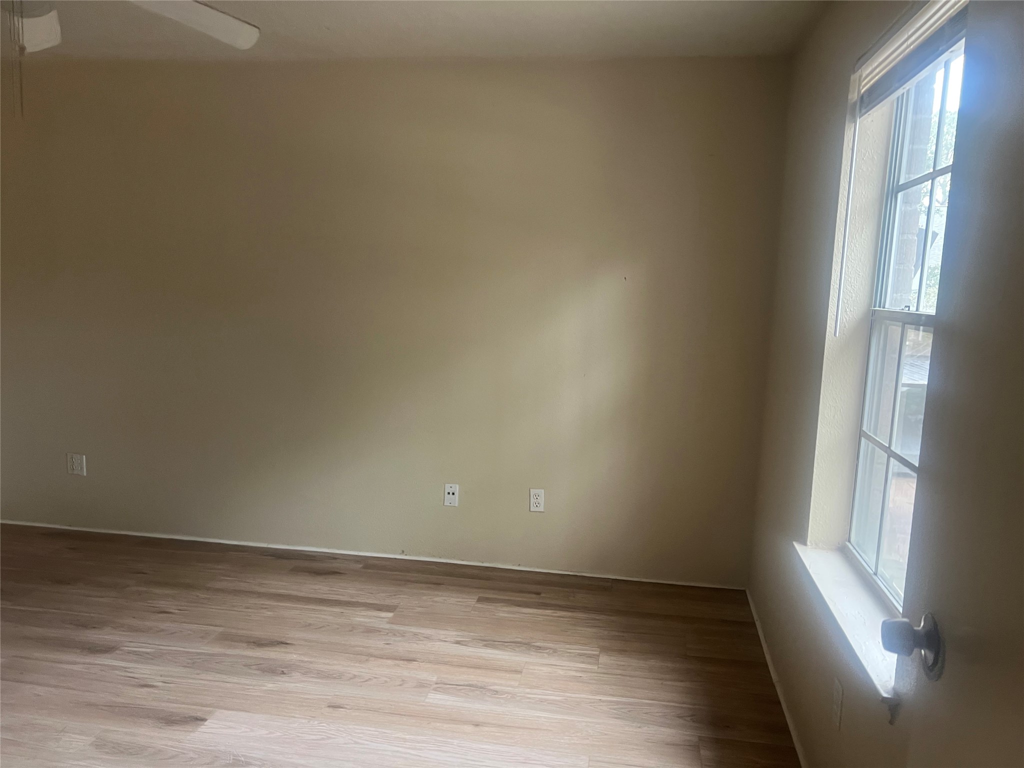 10737 Braes Bend Drive Property Photo 4