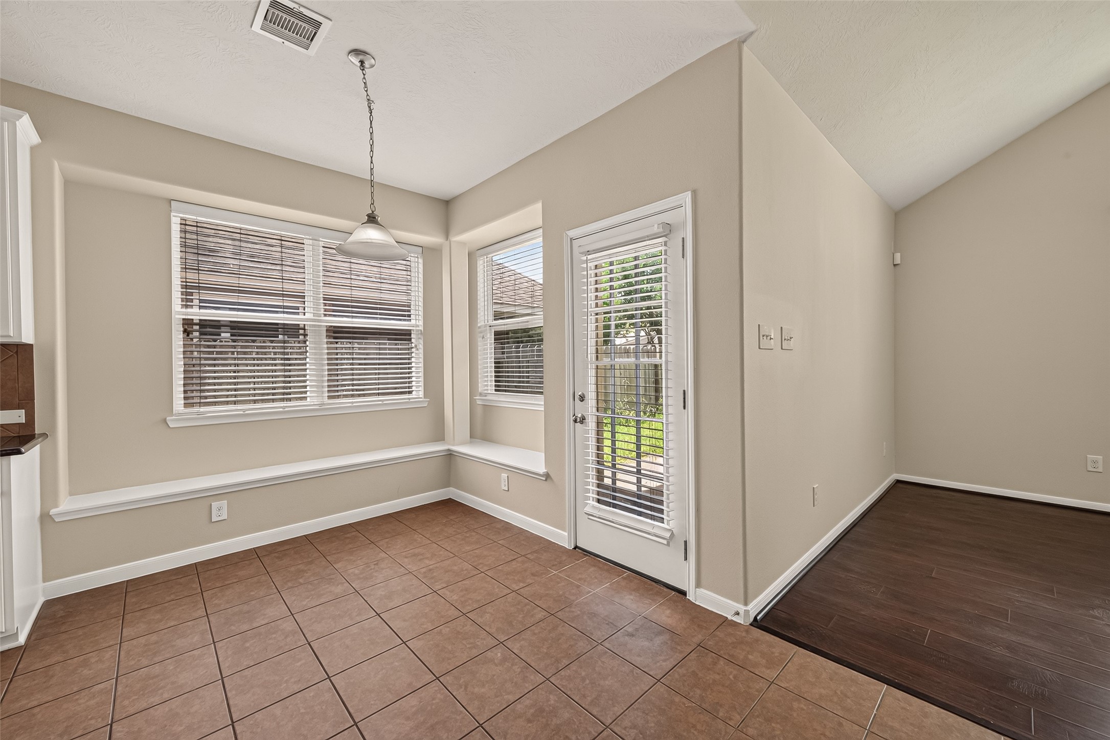 3635 Cottage Manor Lane Property Photo 16