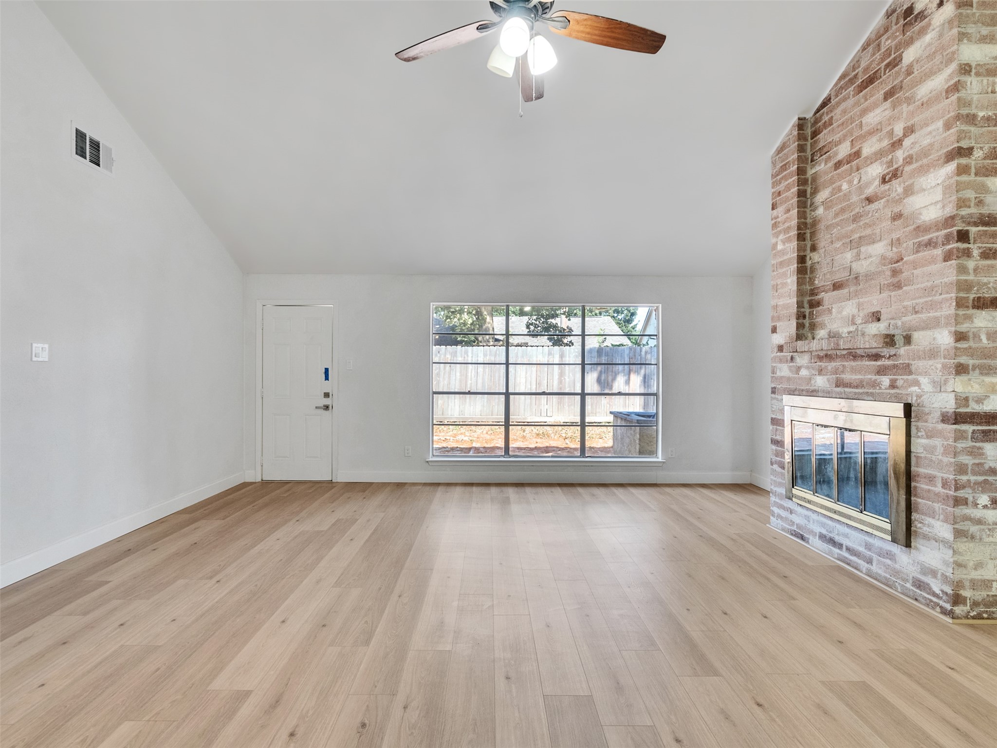 3206 Lindenfield Drive Property Photo 6
