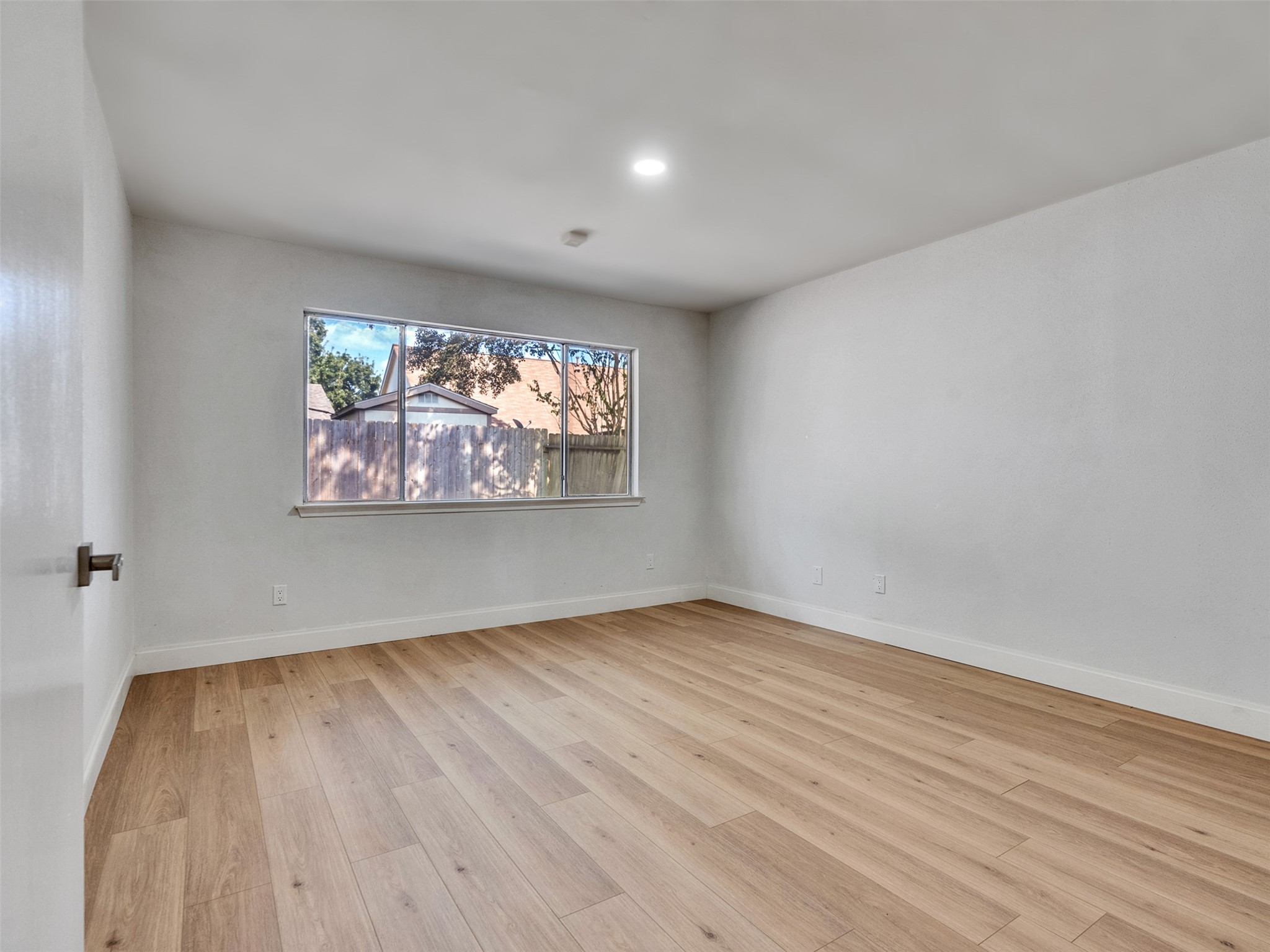 3206 Lindenfield Drive Property Photo 8