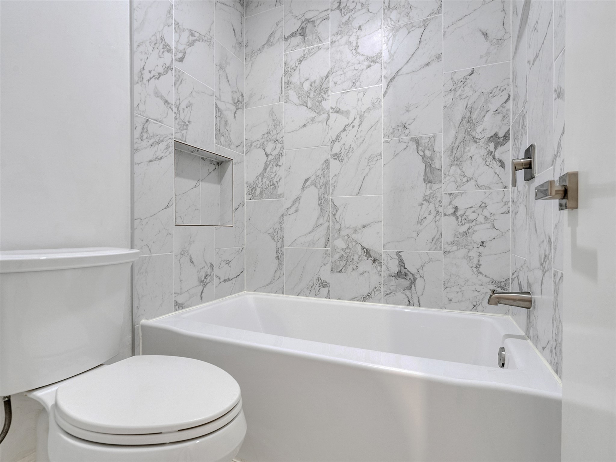 3206 Lindenfield Drive Property Photo 20