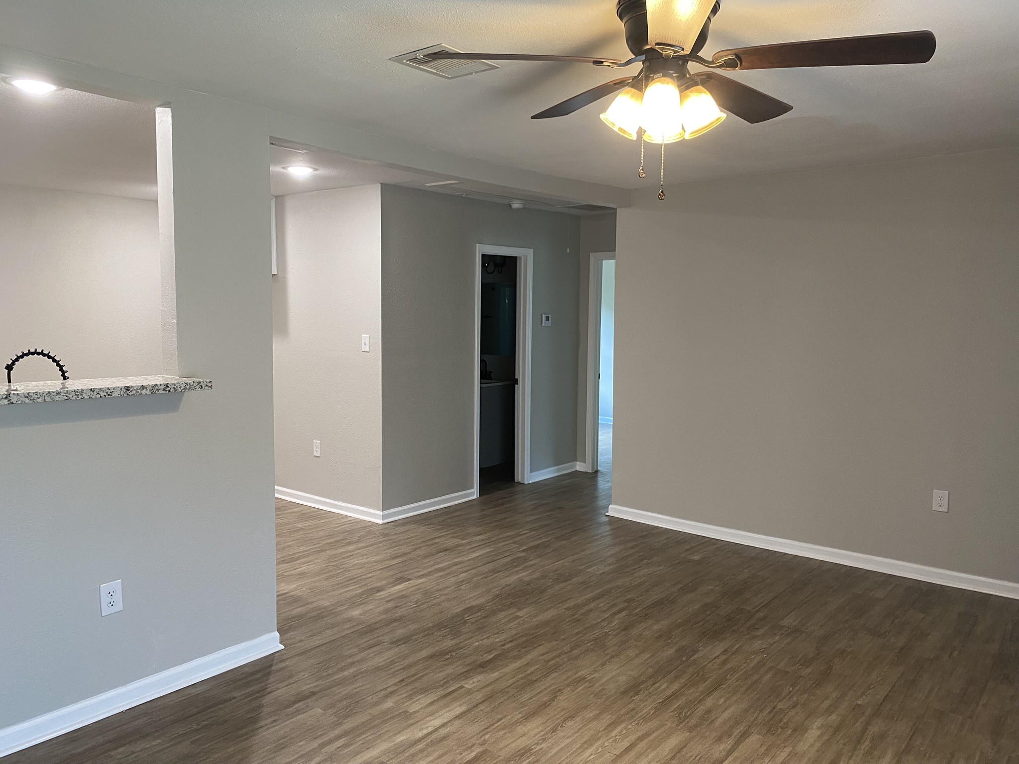2016 Magnolia Drive Property Photo 9