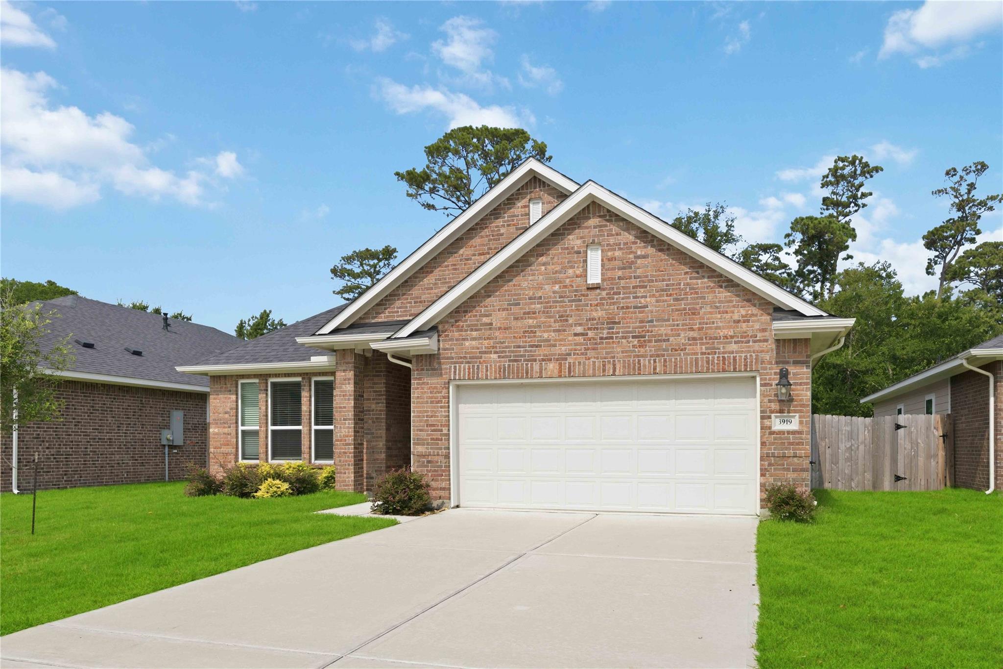 3919 Sugardale Street, Baytown Tx 77521 Property Photo 2