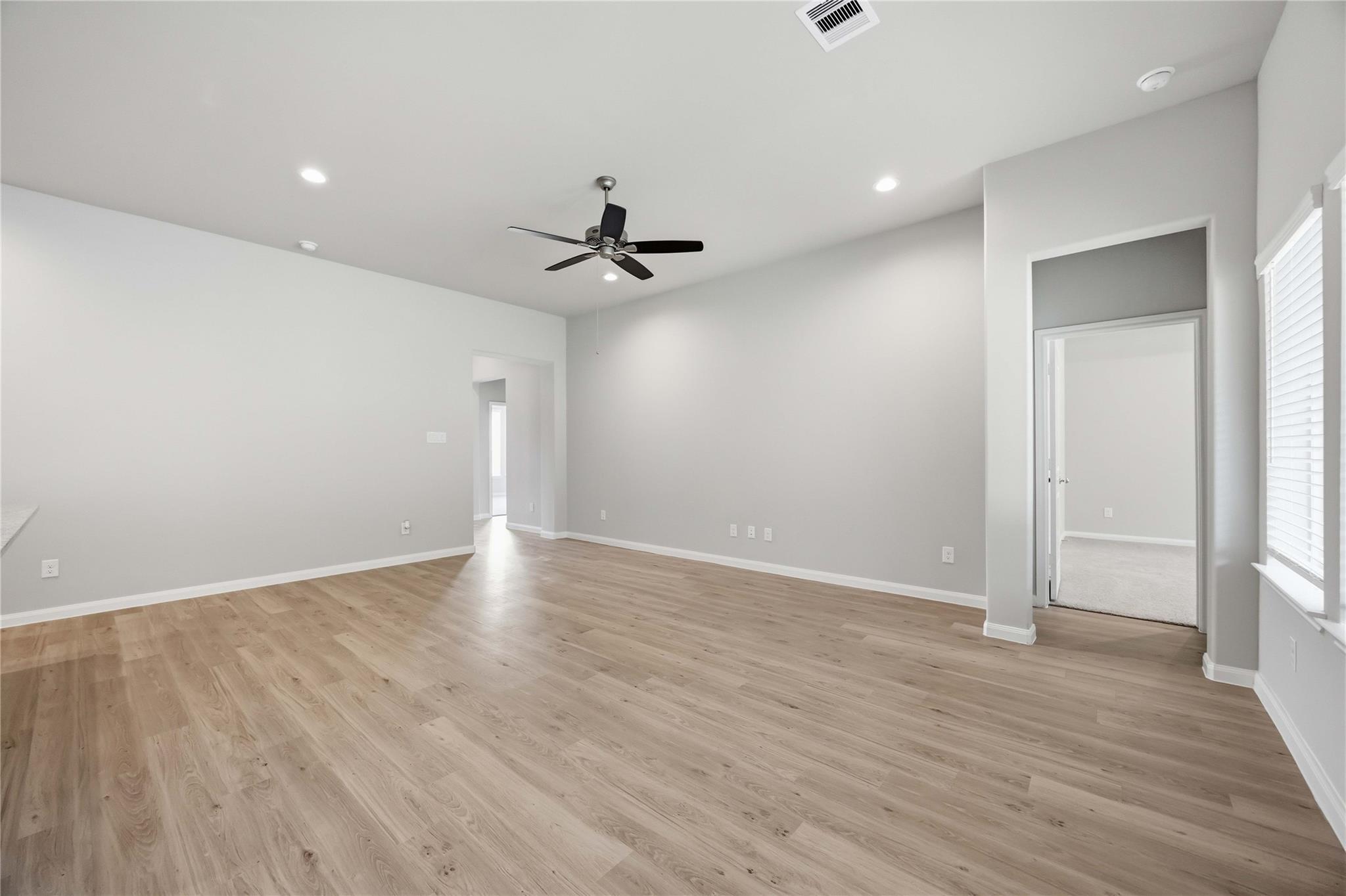 3919 Sugardale Street, Baytown Tx 77521 Property Photo 5