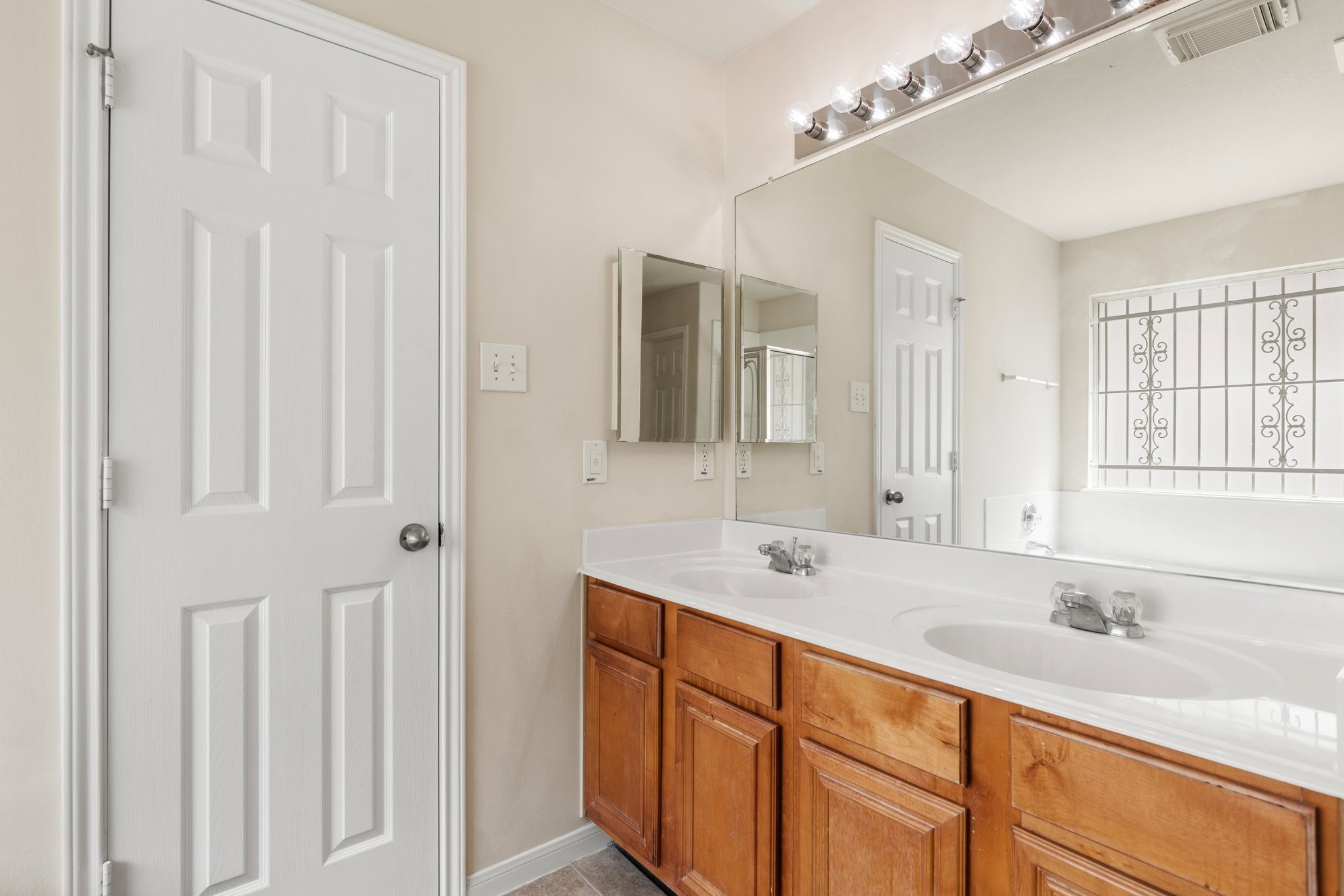 3111 Holly Ranch Drive Property Photo 34